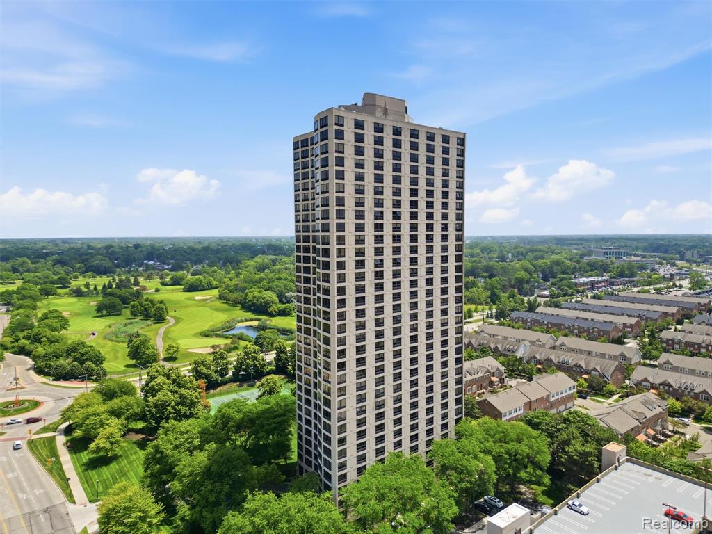 5000 Town Center APT 1806 Southfield Michigan United States, for Sale, residential,  , InCom Real Estate - New Demo Office
