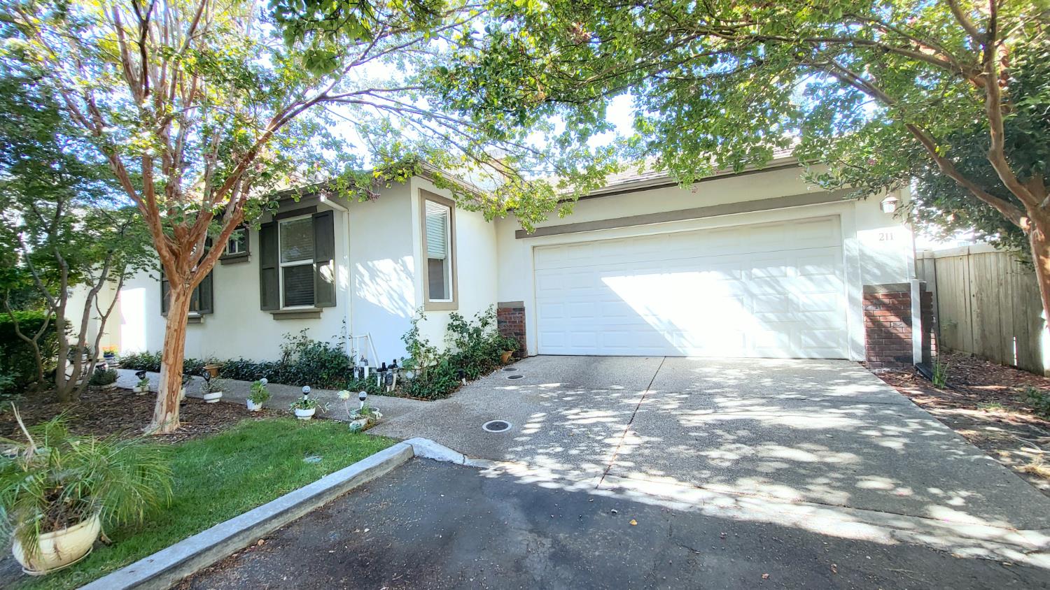 211 Natalino Circle Sacramento California United States, for Sale, residential,  , Royalty Property Management & Realty