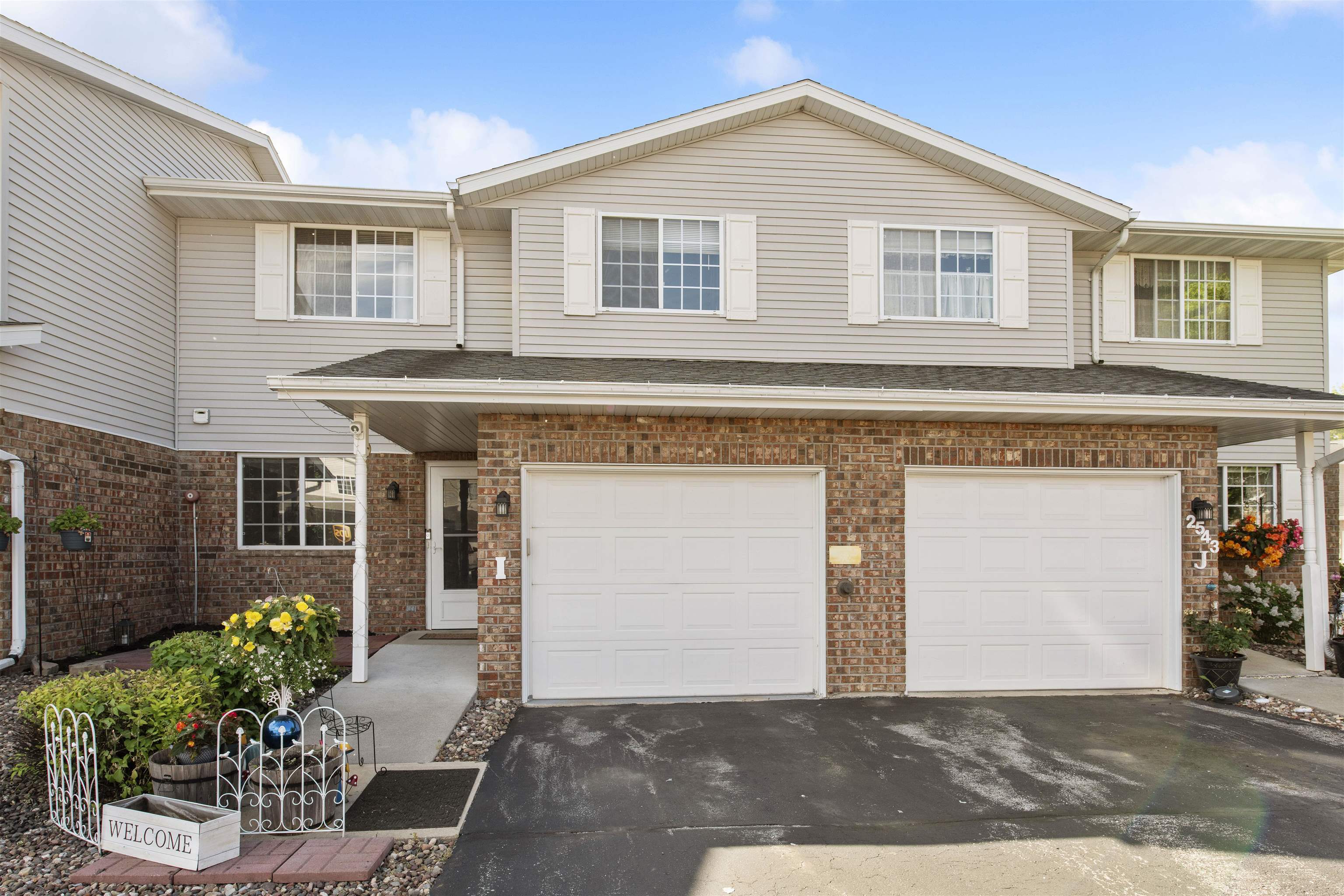 2543 TELLURIDE Trail APT I Green Bay Wisconsin United States, for Sale, residential,  , Fireside Realty LLC