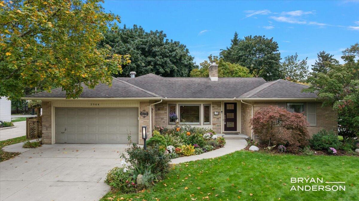 2504 Beechwood Drive East Grand Rapids Michigan United States, for Sale, residential,  , RW Daniels Realty