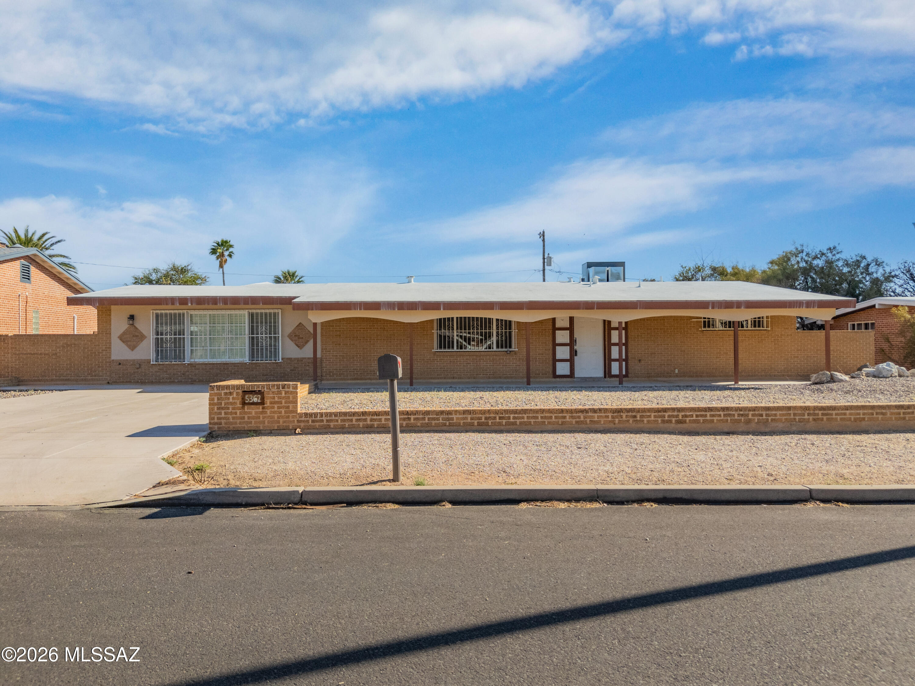 5362 E 4th Street Tucson Arizona United States, for Sale, residential, Aaron Lieberman, TIERRA ANTIGUA REALTY