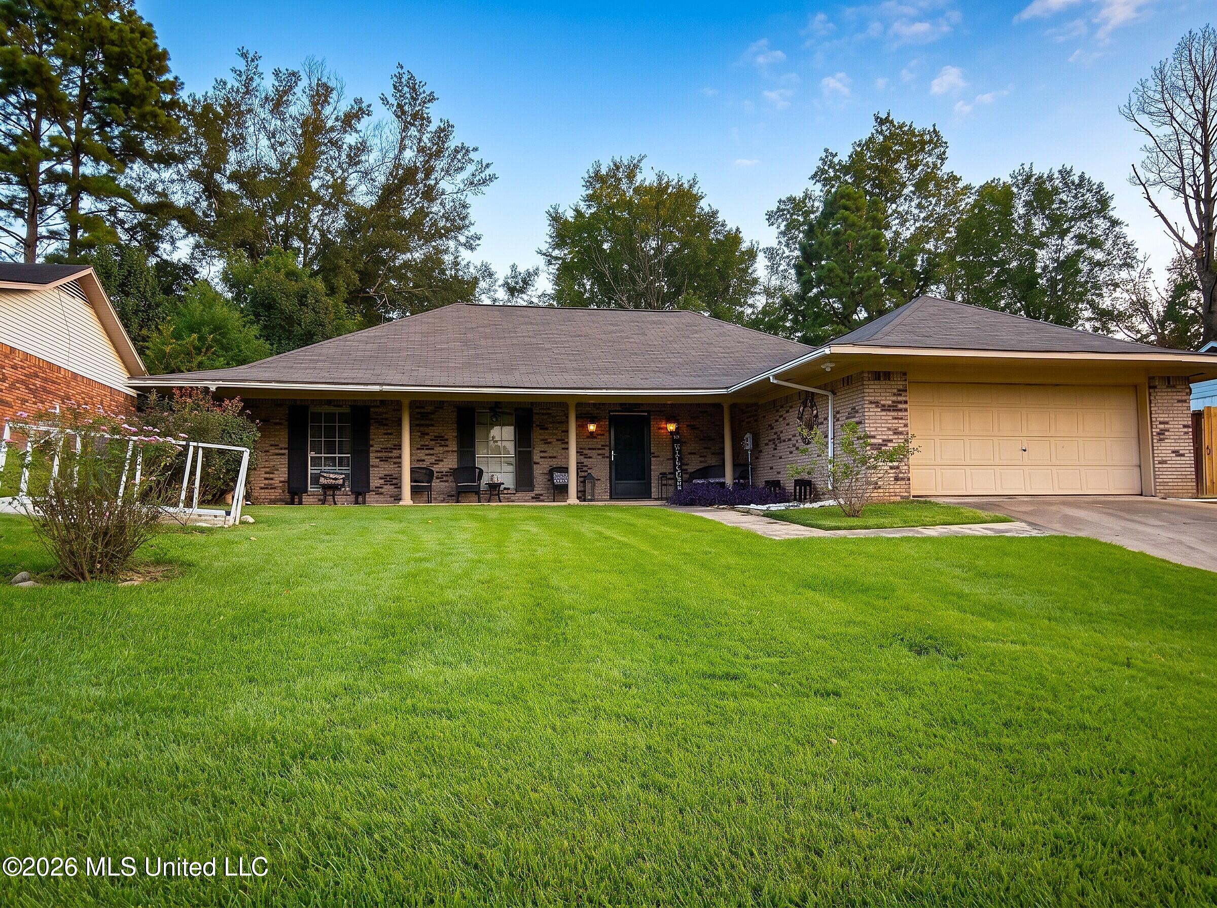 5409 Brookhollow Drive Jackson Mississippi United States, for Sale, residential, Jessica McLaurin, Rezults Realty, LLC