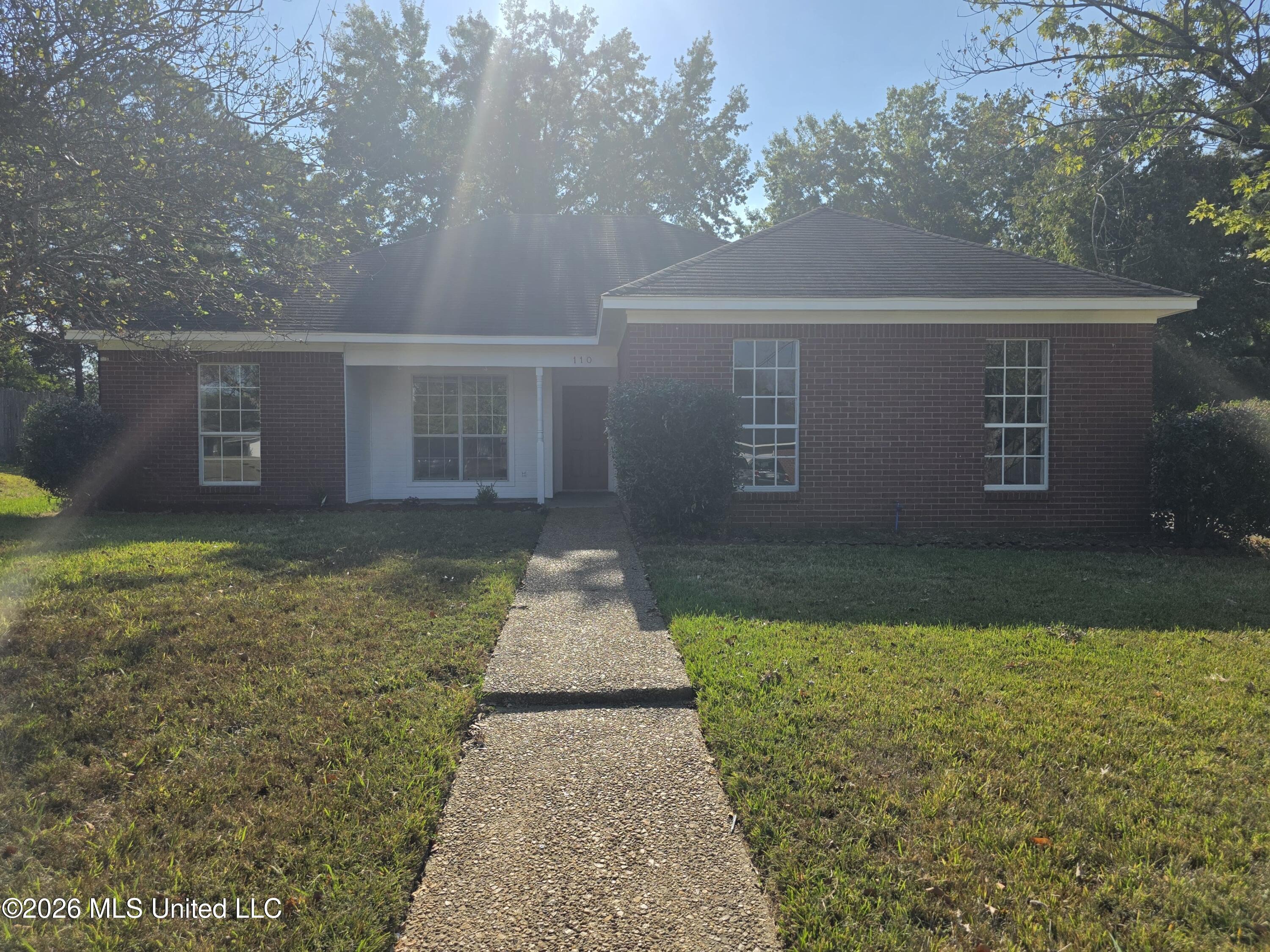 110 Eastwood Drive Madison Mississippi United States, for Sale, residential, Jessica McLaurin, Rezults Realty, LLC