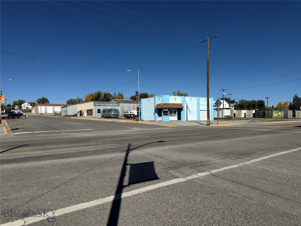 202 Central Avenue Harlowton Montana United States, for Sale, commercial,  , Ruthie Johnson Real Estate