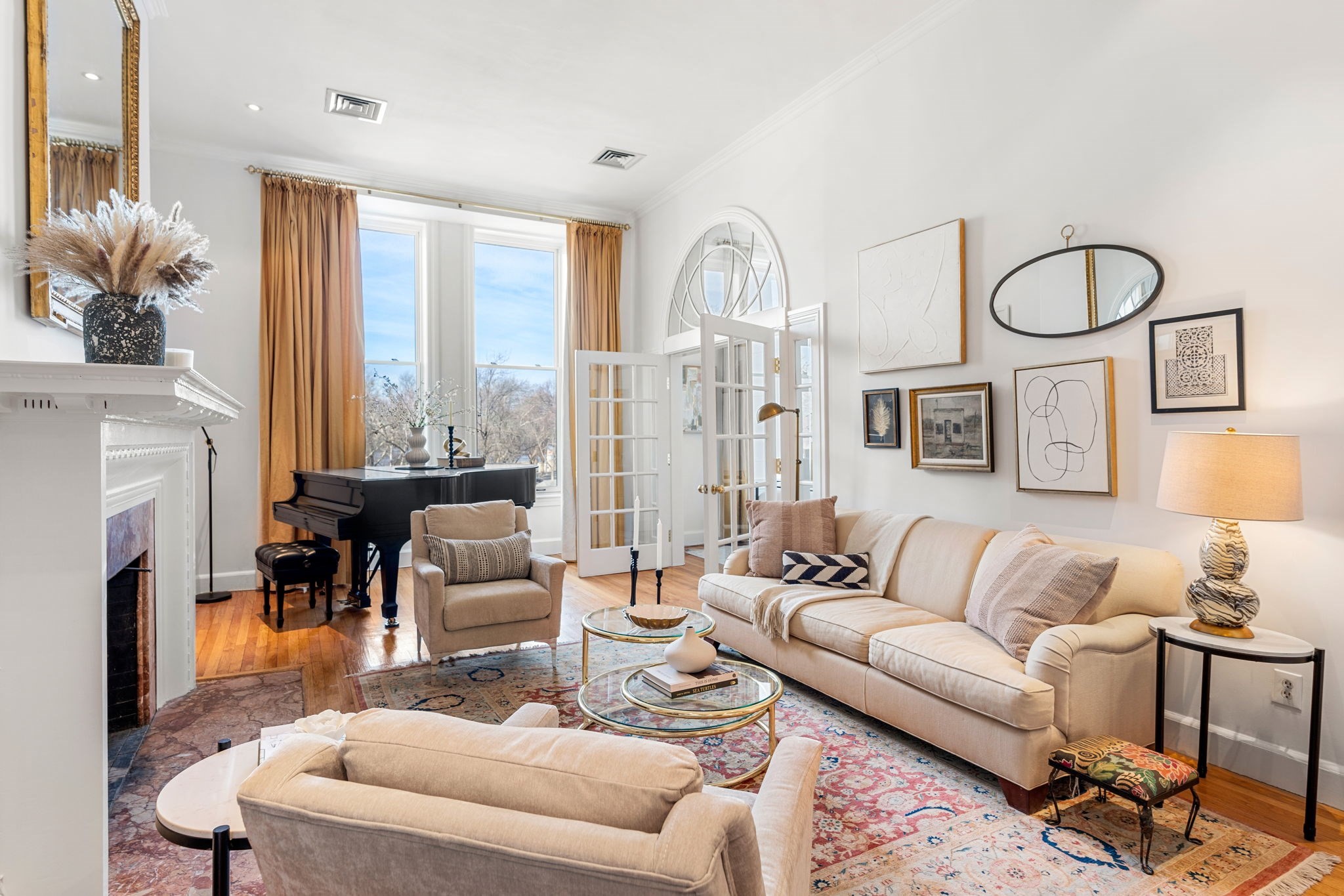 120 Beacon  UNIT 3 Boston Massachusetts United States, for Rent, residential,  , The Edwards Realty Team - Barrett Sotheby's International Realty