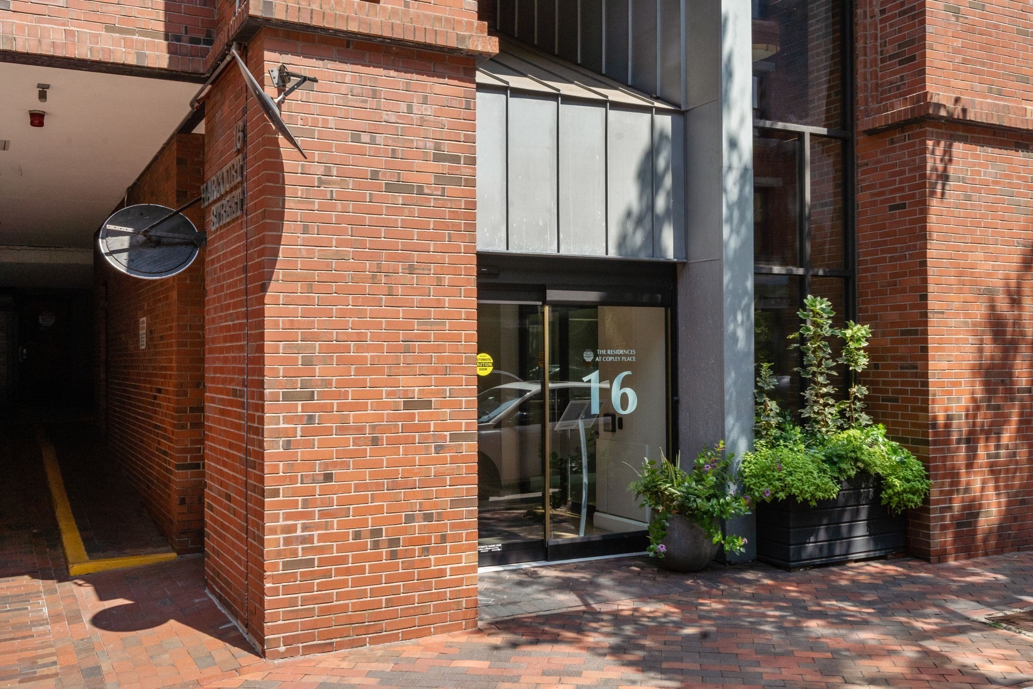 16 Harcourt Street  UNIT 5G Boston Massachusetts United States, for Rent, residential,  , The Edwards Realty Team - Barrett Sotheby's International Realty