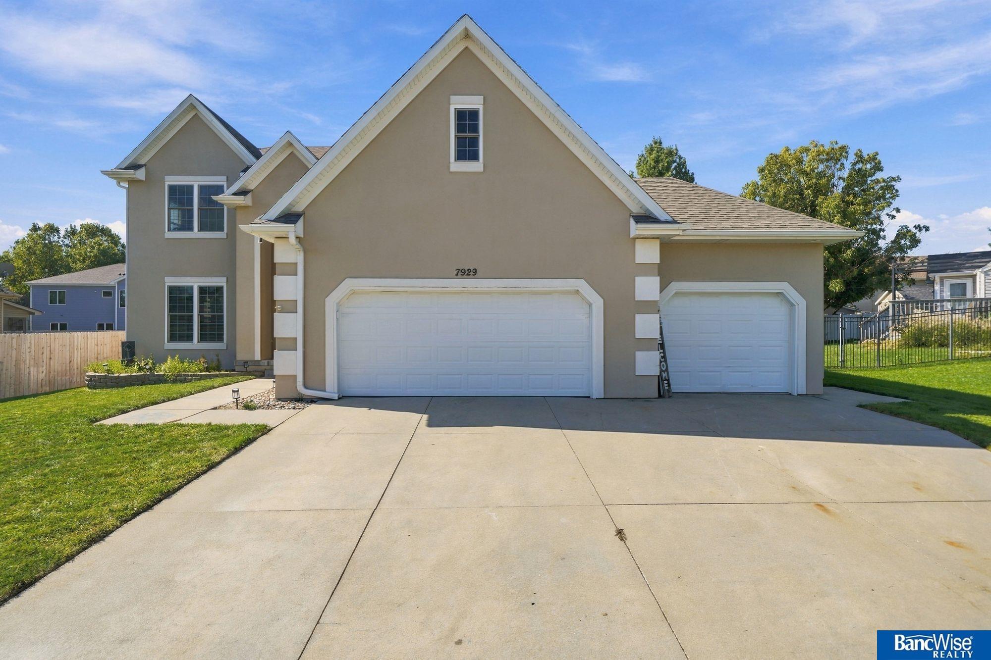 7929 S 37th Street Lincoln Nebraska United States, for Sale, residential,  , Wolf Professional Realty PC