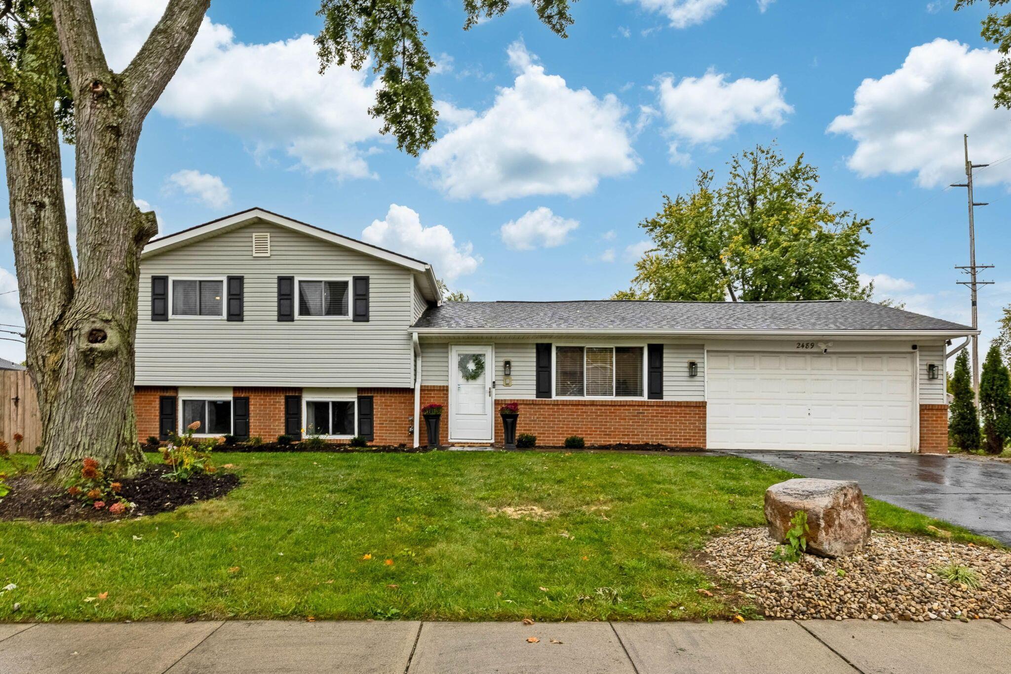 2489 Parlin Drive Grove City Ohio United States, for Sale, residential, , The Hessenauer Corporation