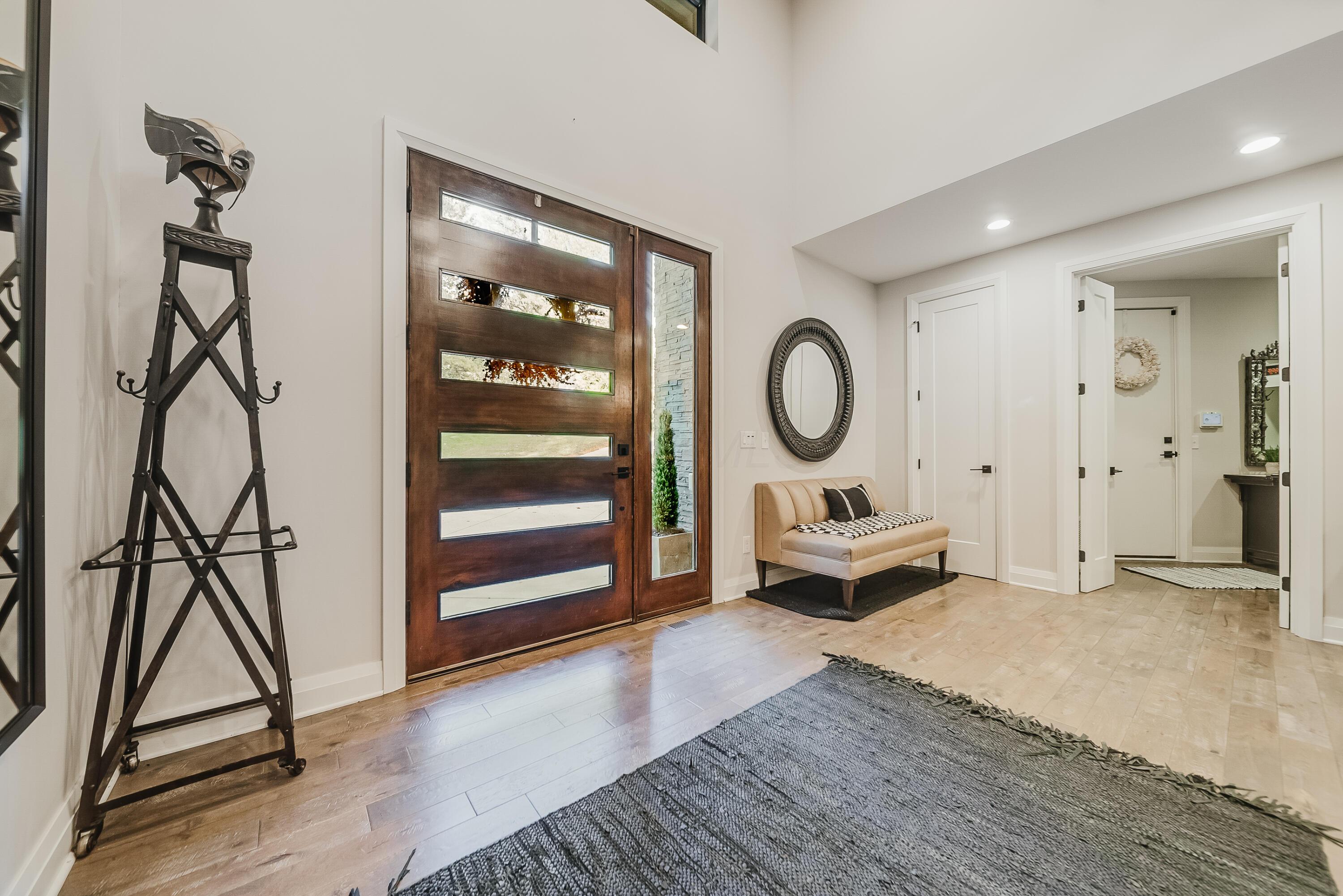 101 Lake Bluff Drive Columbus Ohio United States, for Sale, residential, , The Hessenauer Corporation