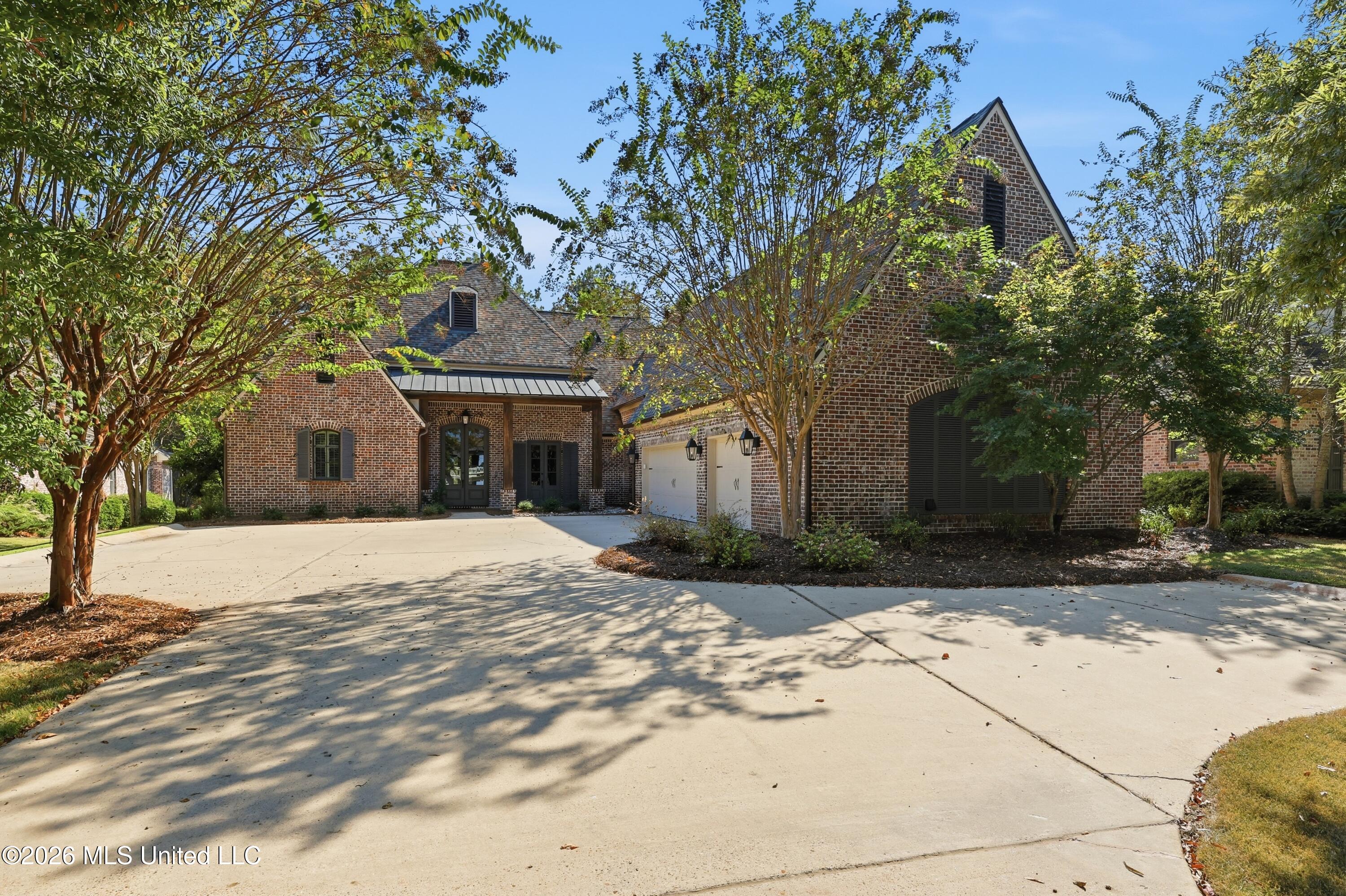 113 Ivy Brook Drive Madison Mississippi United States, for Sale, residential, Jessica McLaurin, Rezults Realty, LLC