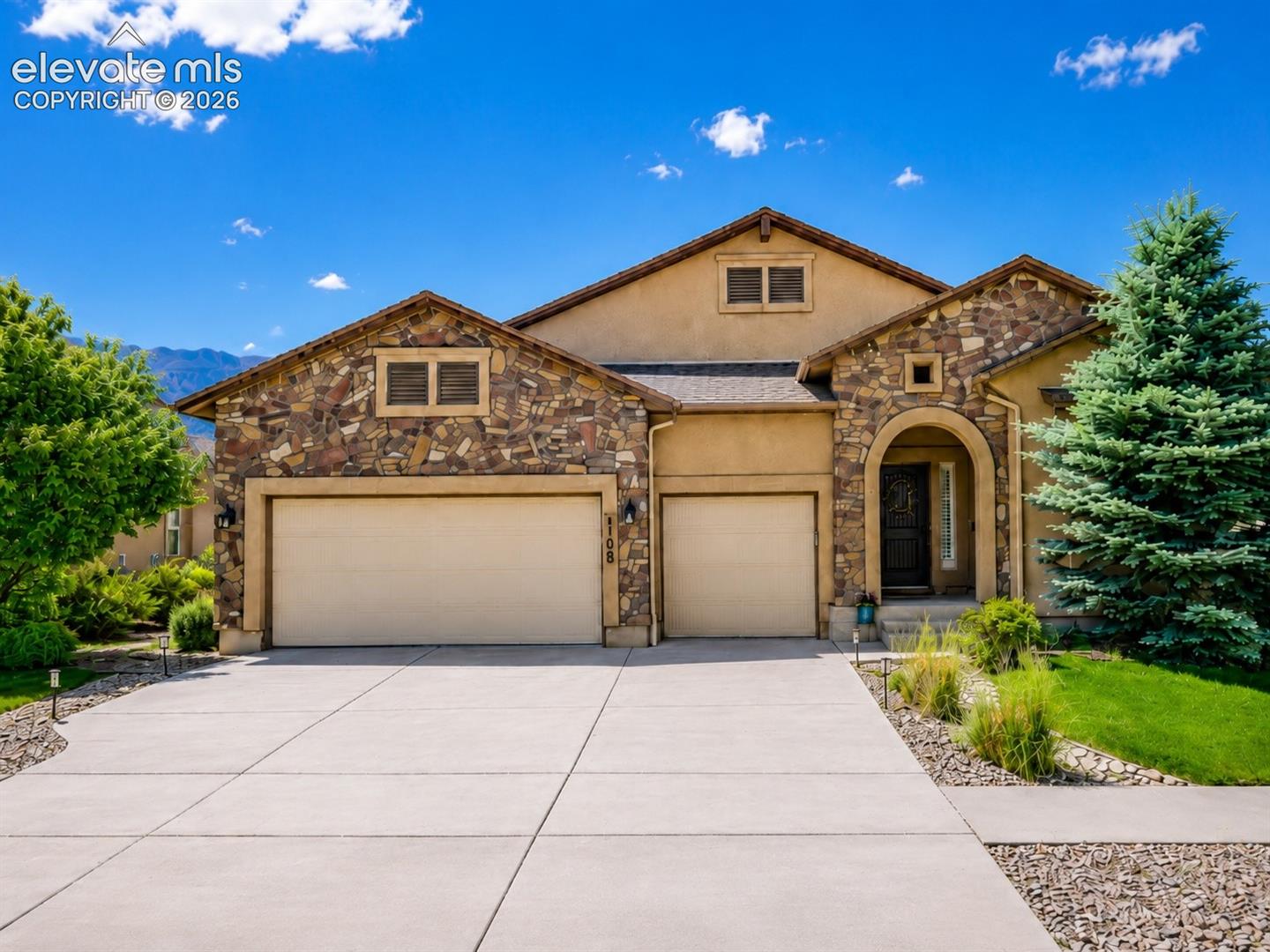 1168 Old North Gate Road Colorado Springs Colorado United States, for Sale, residential, Christy Dunfee, Realty One Group Apex