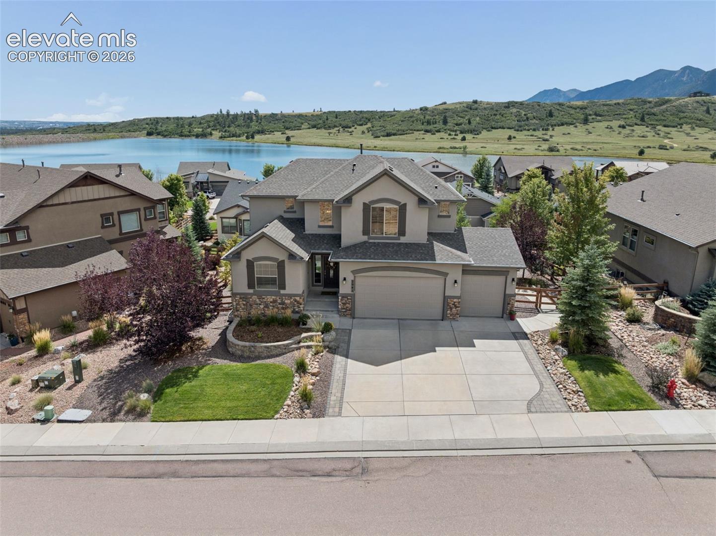 2941 Lakefront Drive Monument Colorado United States, for Sale, residential, Christy Dunfee, Realty One Group Apex