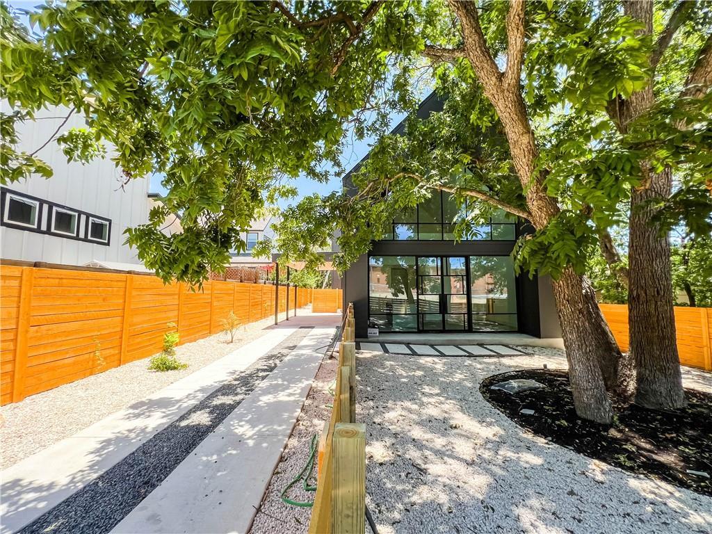 2604 Oaklawn Ave Austin Texas United States, for Sale, residential, Rita Vera, Central Metro Realty LLC
