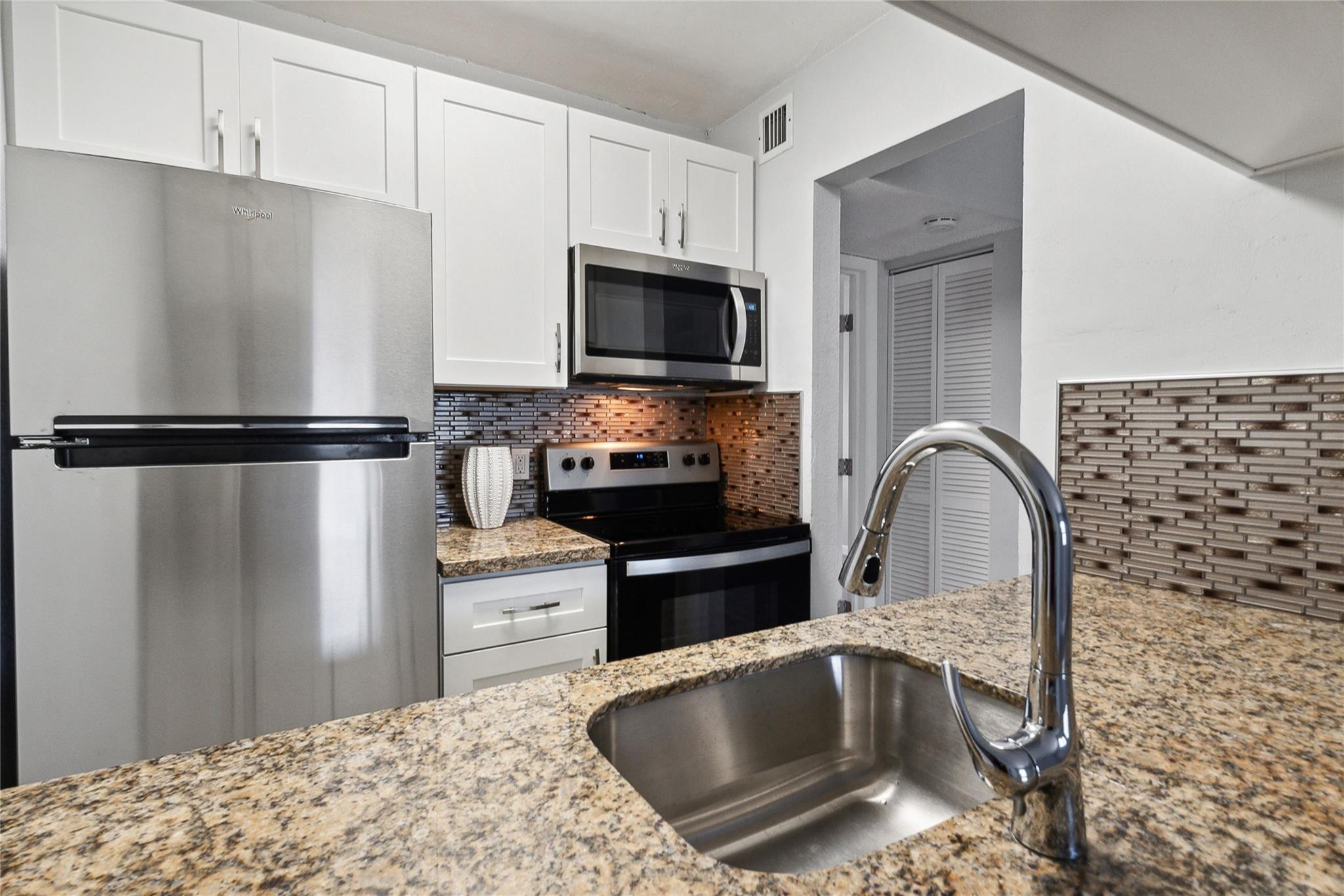 1470 N DIXIE Highway APT 19 Fort Lauderdale Florida United States, for Rent, residential,  , RCA Realty Group