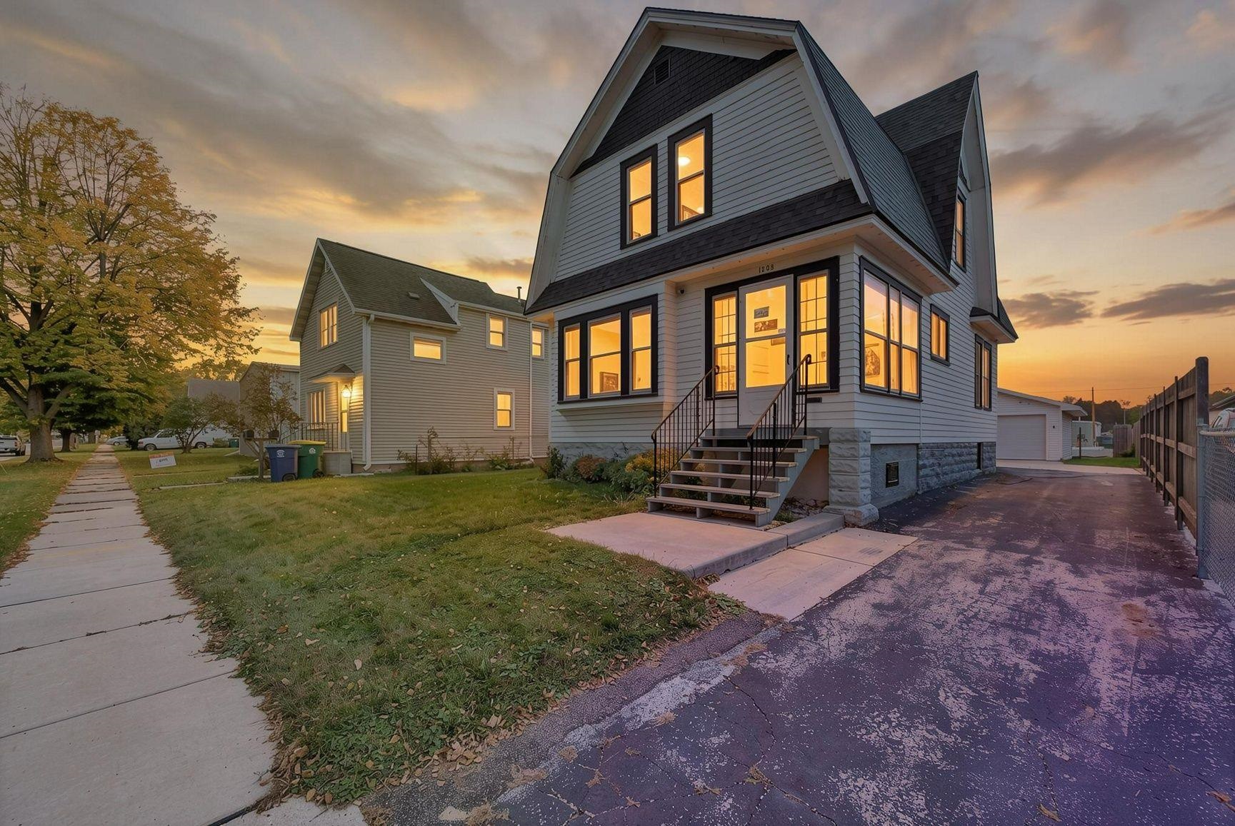 1208 S CHESTNUT Avenue Green Bay Wisconsin United States, for Sale, residential,  , Fireside Realty LLC