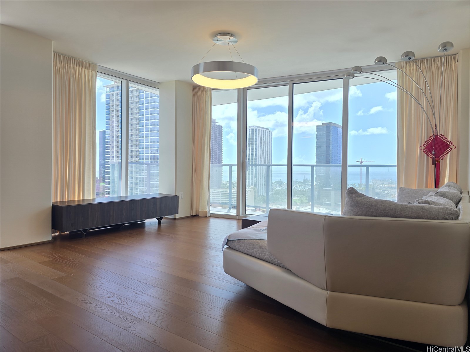 888 Kapiolani Boulevard APT 2105 Honolulu Hawaii United States, for Sale, residential,  , SUN PROPERTIES
