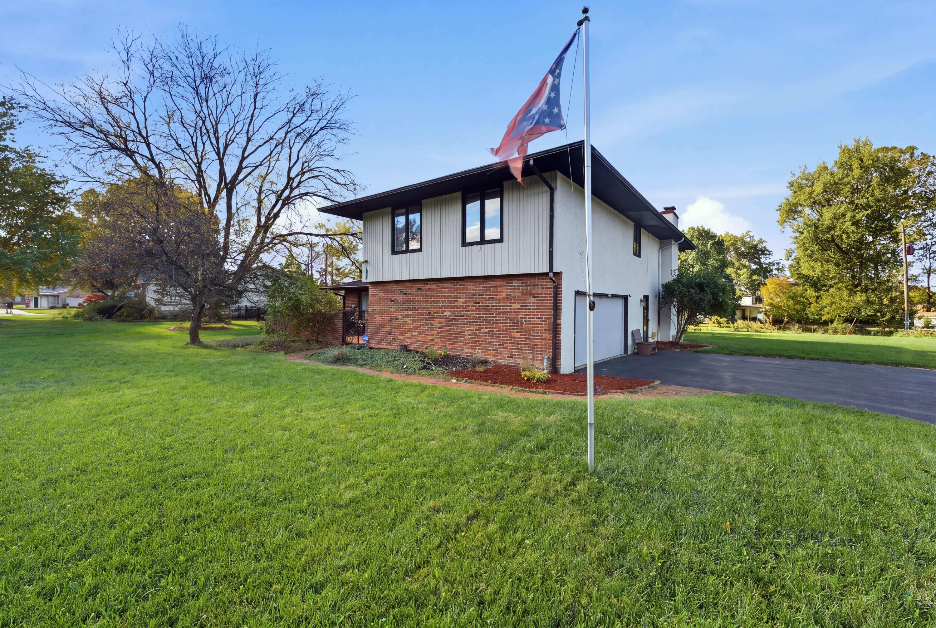 1089 Barberry Lane Columbus Ohio United States, for Sale, residential,  , The Hessenauer Corporation