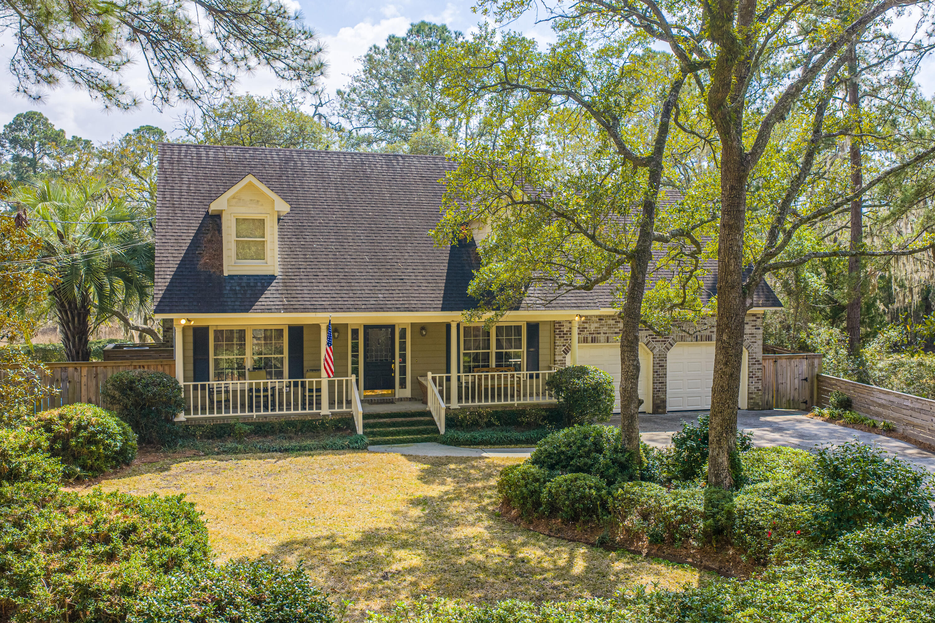 1527 Saint Helenas Point Charleston South Carolina United States, Sale Pending, residential, Bobbie  Rose, Keller Williams Realty Charleston/West Ashley