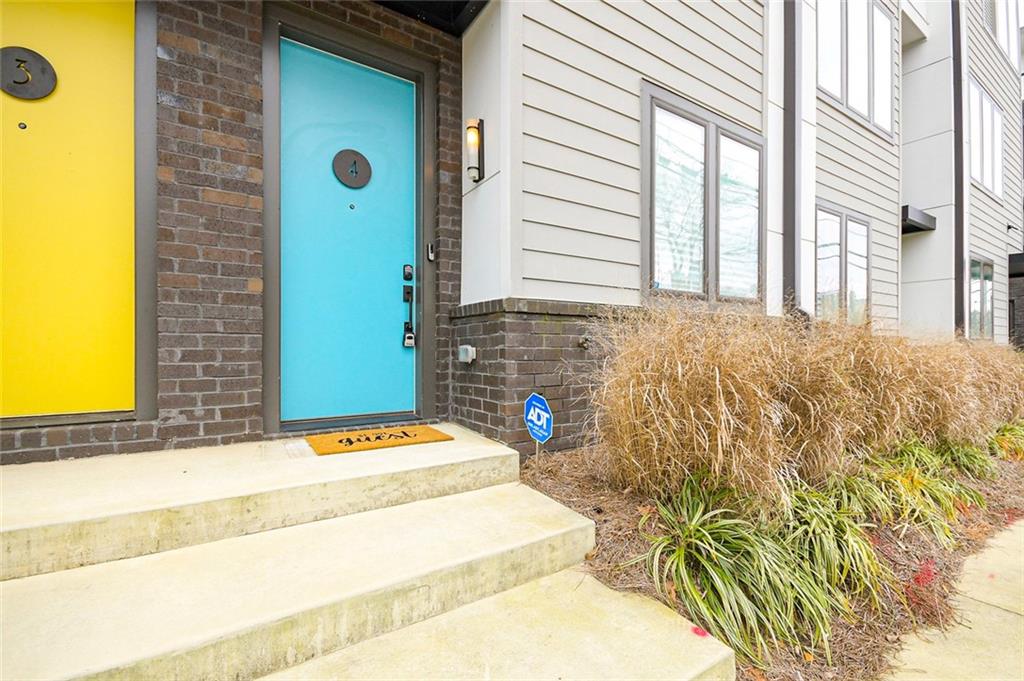 415 Gartrell Street APT 4 Atlanta Georgia United States, for Rent, residential, Nivia  De Oliveira, Homesmart