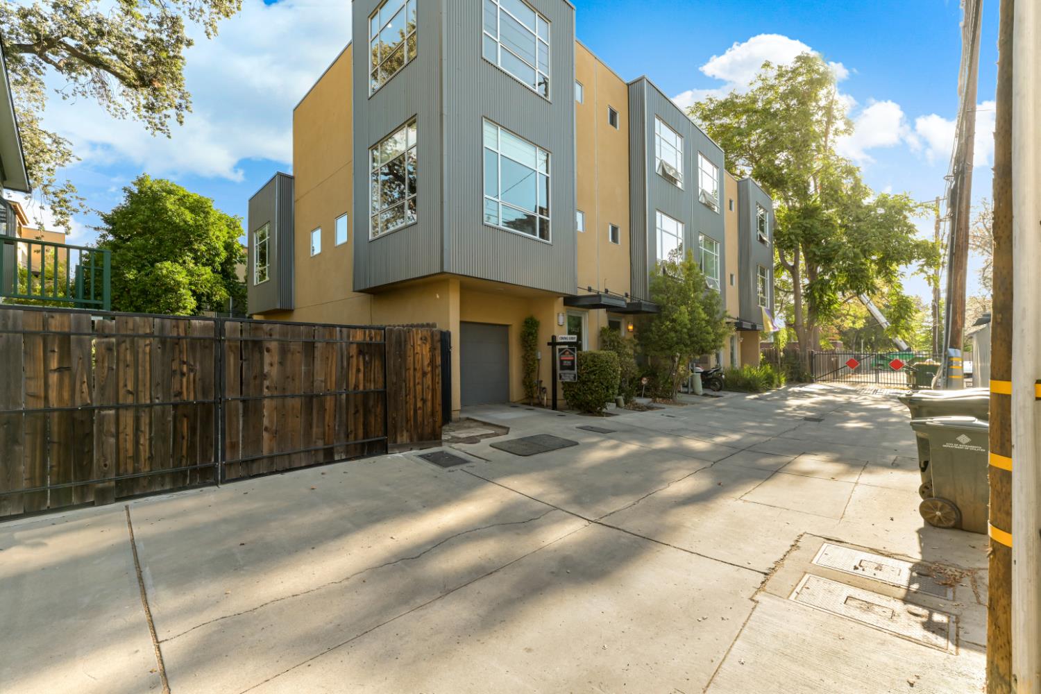 1413 Chinatown Alley Sacramento California United States, for Sale, residential,  , Royalty Property Management & Realty