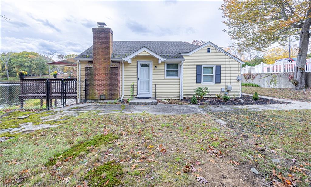 10 Totem Pole Trail Smithfield Rhode Island United States, for Sale, residential, Michael Pereira, Long Realty Inc.