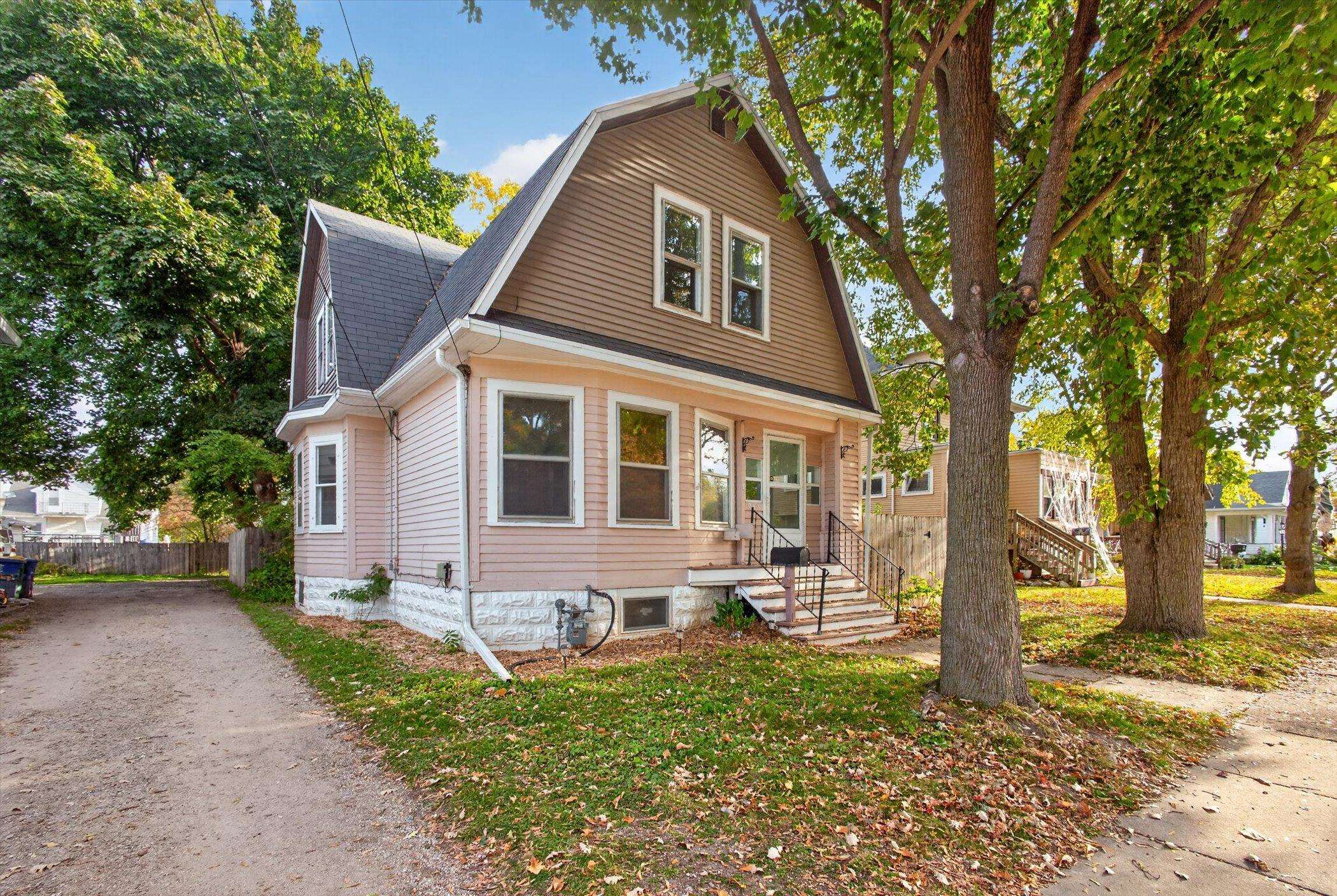 948 HOWARD Street Green Bay Wisconsin United States, for Sale, residential,  , Fireside Realty LLC