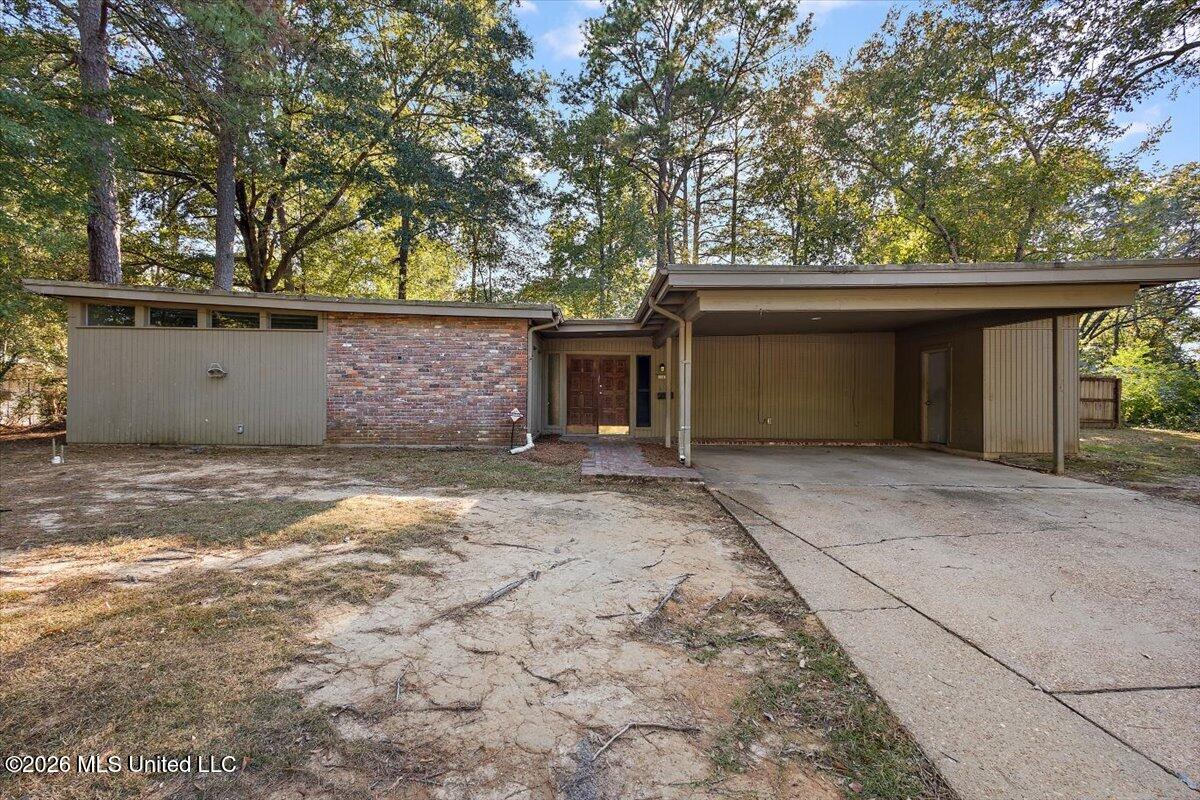 5365 Jamaica Drive Jackson Mississippi United States, for Sale, residential, Jessica McLaurin, Rezults Realty, LLC