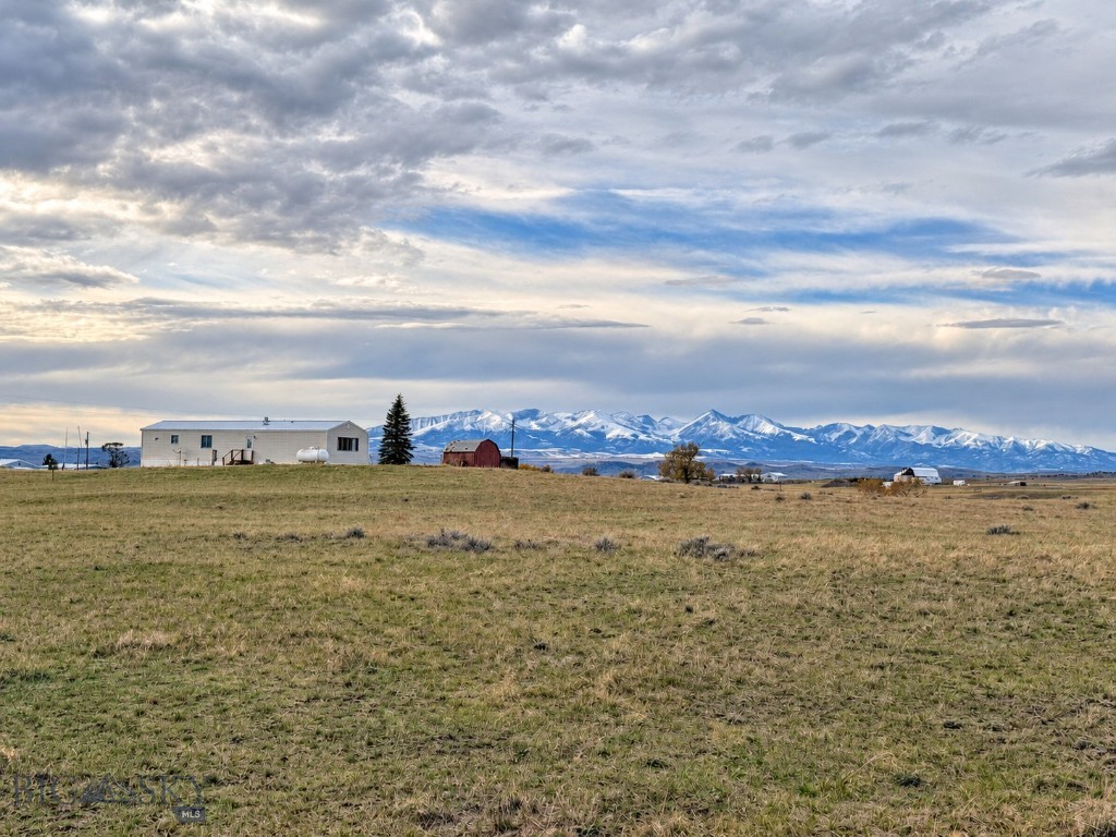 98 Spannering Road Big Timber Montana United States, for Sale, commercial,  , Ruthie Johnson Real Estate