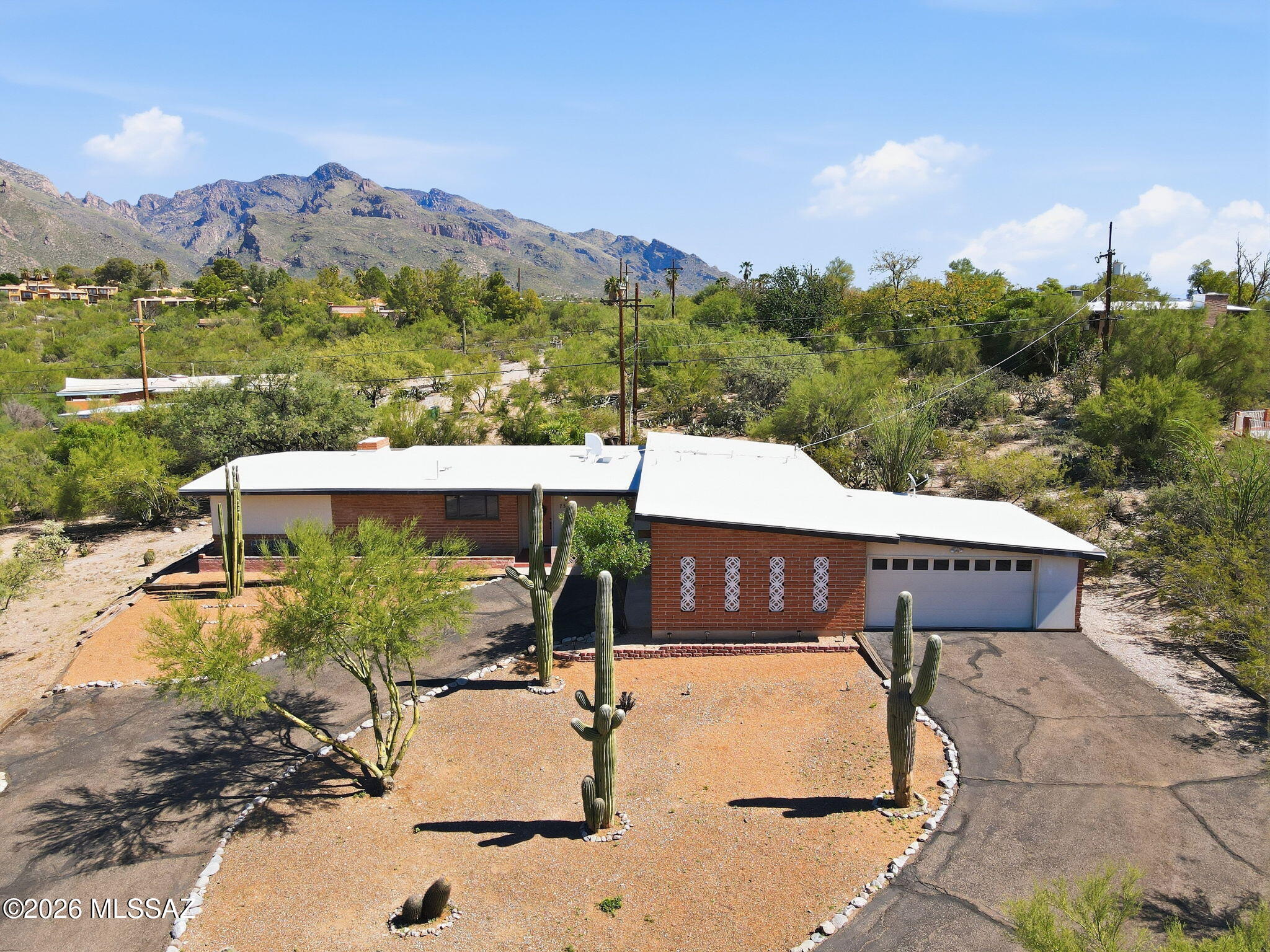 7310 N Village Avenue Tucson Arizona United States, for Sale, residential, Aaron Lieberman, TIERRA ANTIGUA REALTY