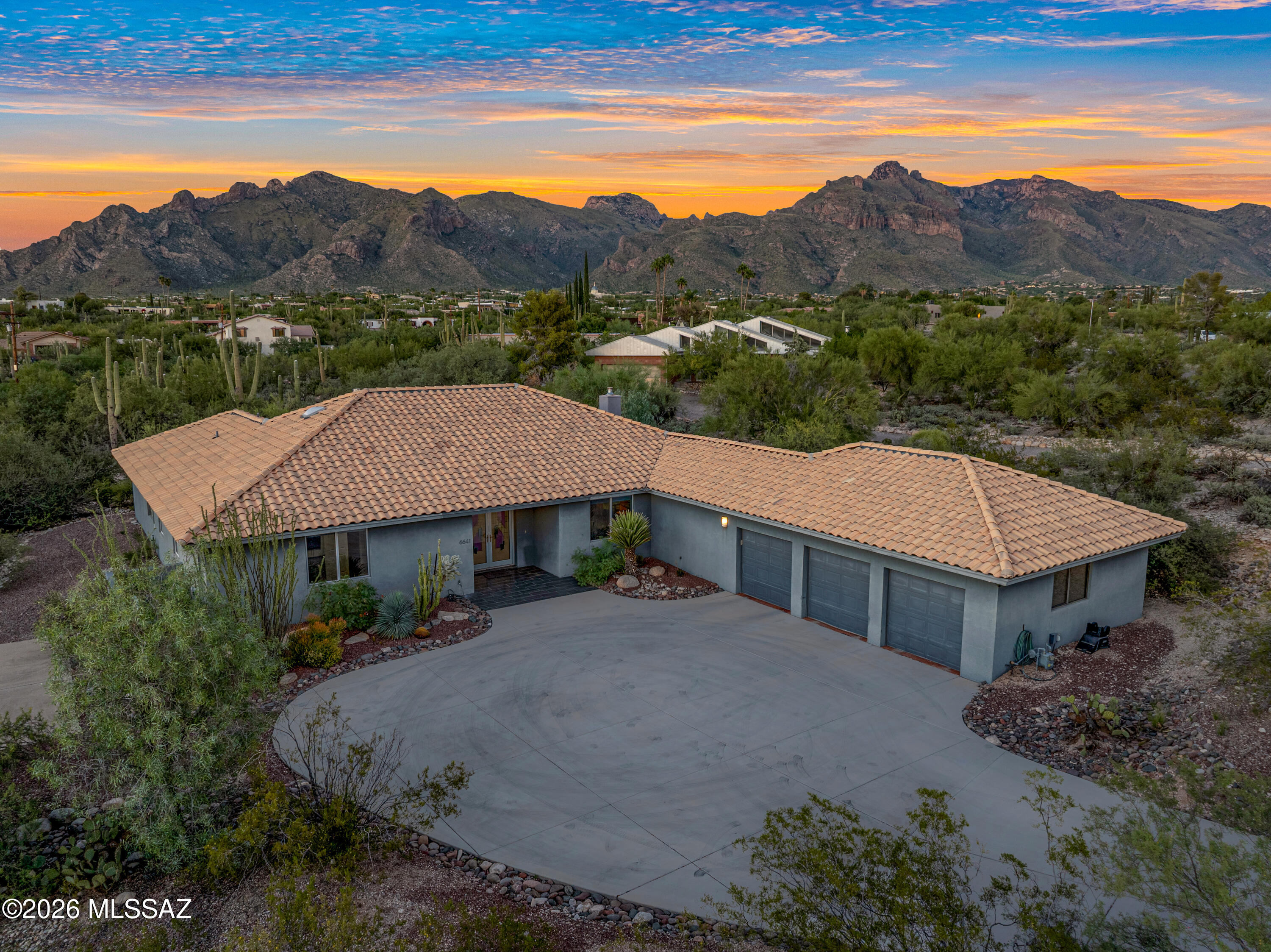 6641 N Calle Padre Felipe Tucson Arizona United States, for Sale, residential, Aaron Lieberman, TIERRA ANTIGUA REALTY