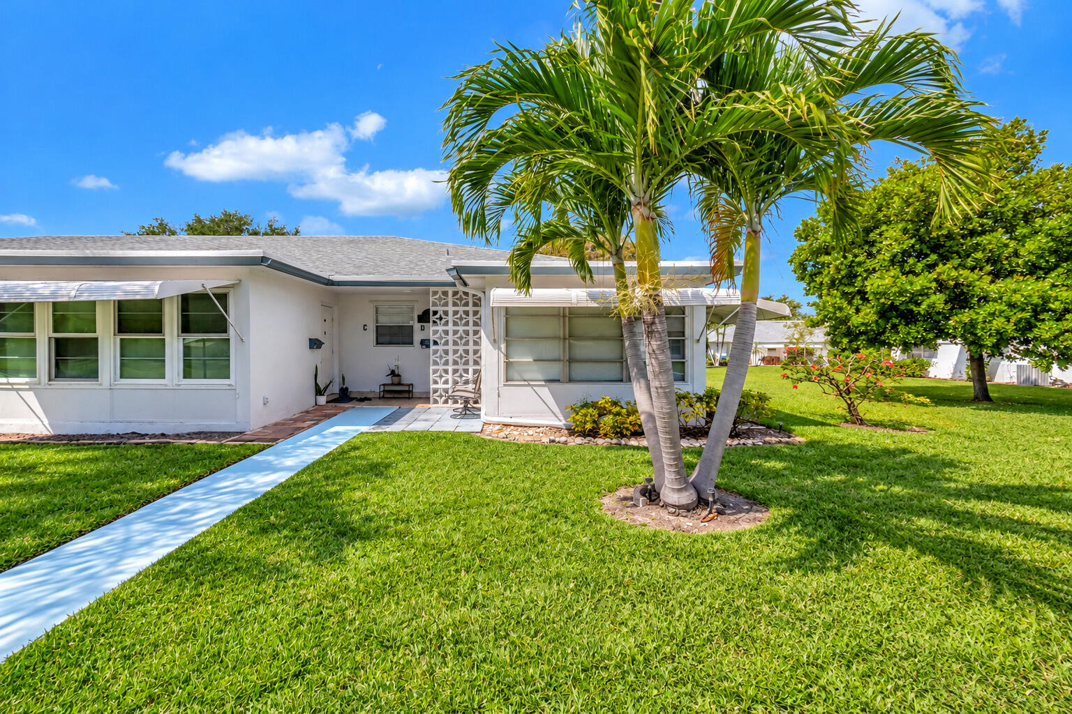 1182 S DRIVE Circle APT D Delray Beach Florida United States, for Rent, residential, Arlene   Toolsie  , Re/Max Direct