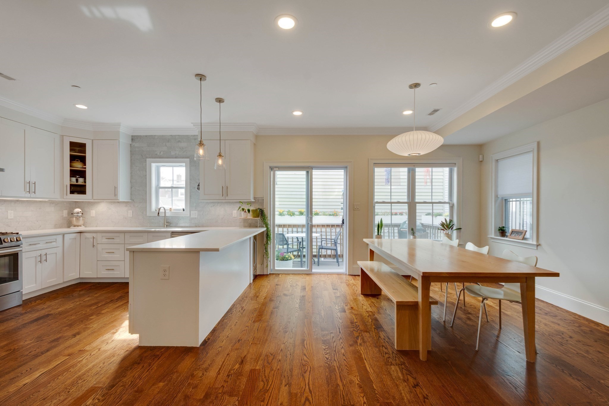 271 Gold St  UNIT 2 Boston Massachusetts United States, for Sale, residential, Darcy Bento, South Boston  Realtor Bento Real Estate Group, Bento Real Estate Group, Inc.