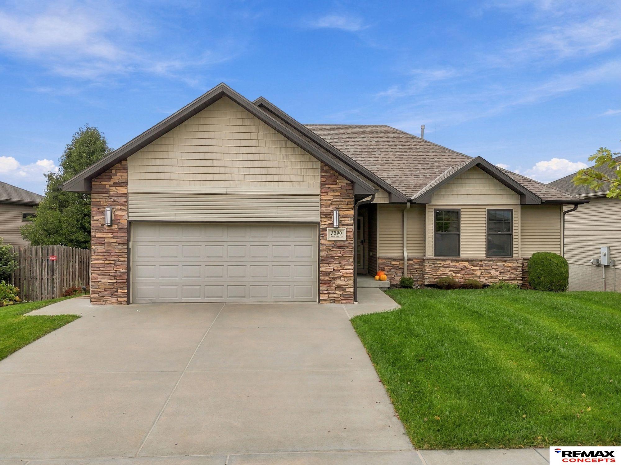 7390 Yankee Woods Drive Lincoln Nebraska United States, for Sale, residential,  , Wolf Professional Realty PC