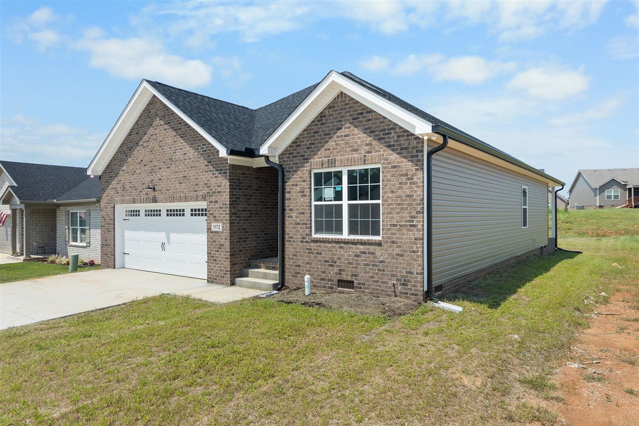 1172 Shallowford Street Bowling Green Kentucky United States, for Sale, residential, Adam Hanes, LPT Realty