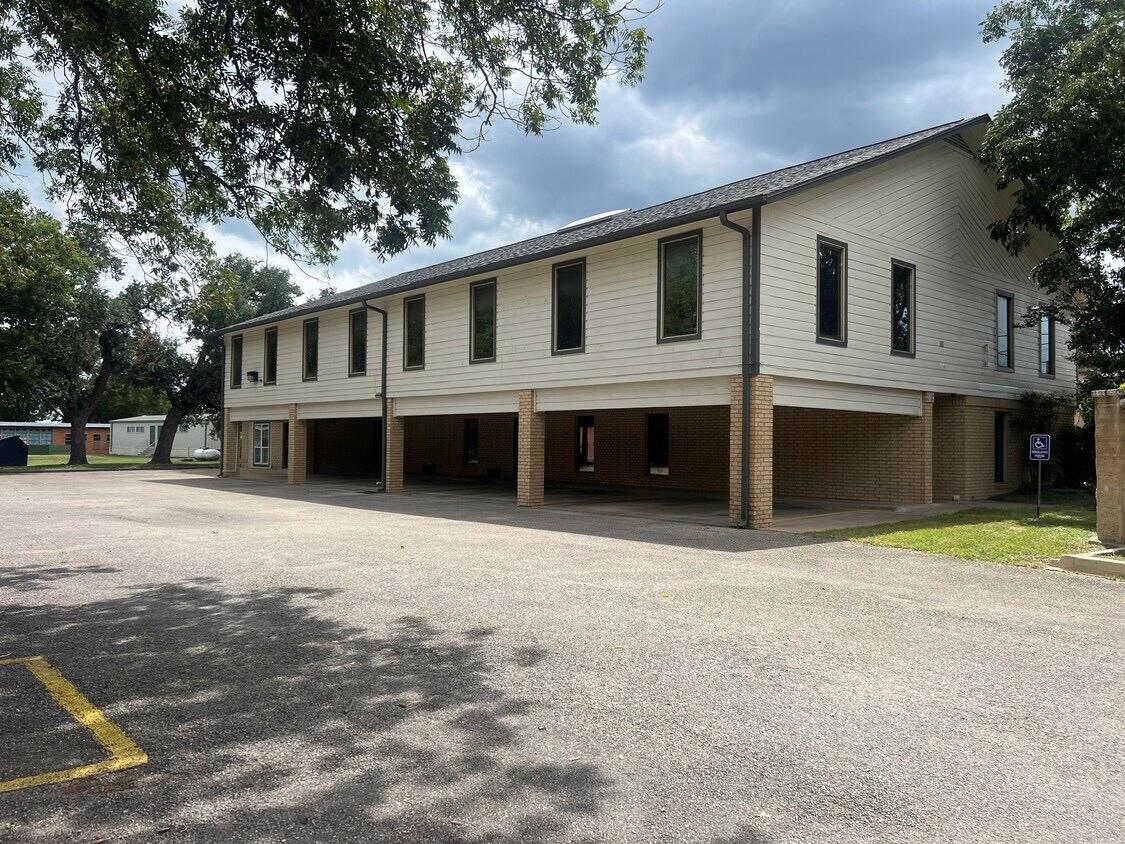 1011 Meredith DR Austin Texas United States, for Sale, commercial, Jessica Dodge, All City Real Estate, Ltd. Co.
