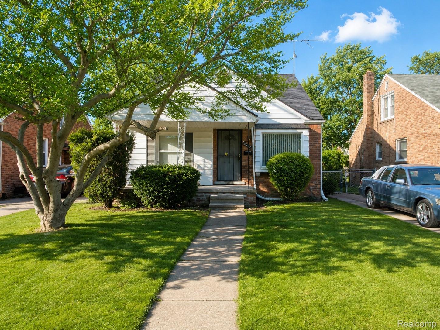 19447 Huntington Road Detroit Michigan United States, for Sale, residential,  , New Way Realty Partners
