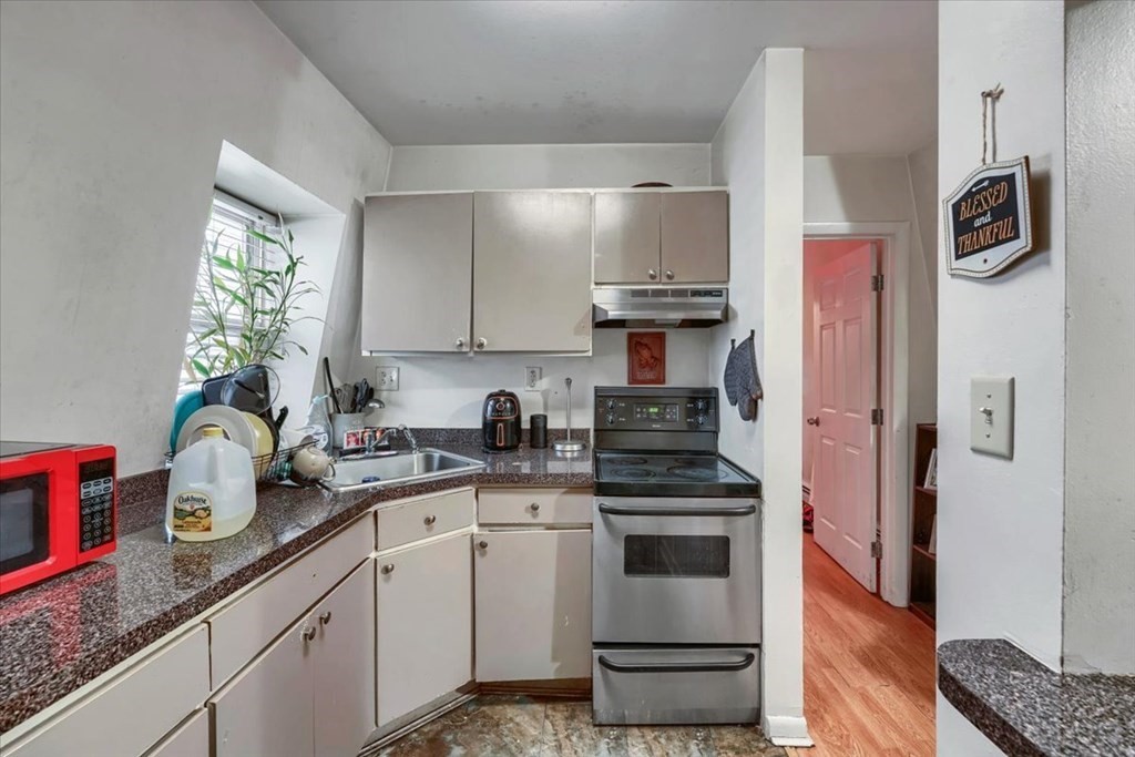 43 Woodward Ave  UNIT 2 Boston Massachusetts United States, for Rent, residential,  , The Edwards Realty Team - Barrett Sotheby's International Realty