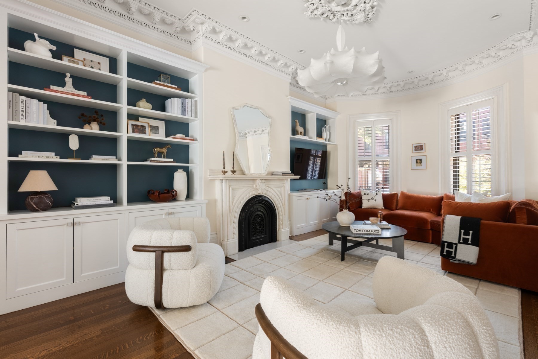 123 W Newton Street  UNIT 1 Boston Massachusetts United States, for Sale, residential, Darcy Bento, South Boston  Realtor Bento Real Estate Group, Bento Real Estate Group, Inc.