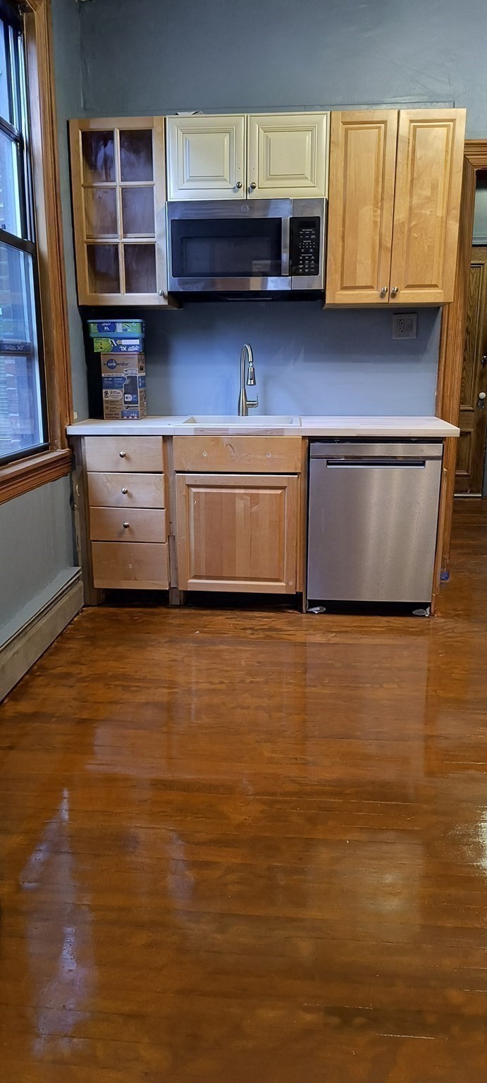 20 Perrin  UNIT 1 Boston Massachusetts United States, for Rent, residential,  , The Edwards Realty Team - Barrett Sotheby's International Realty