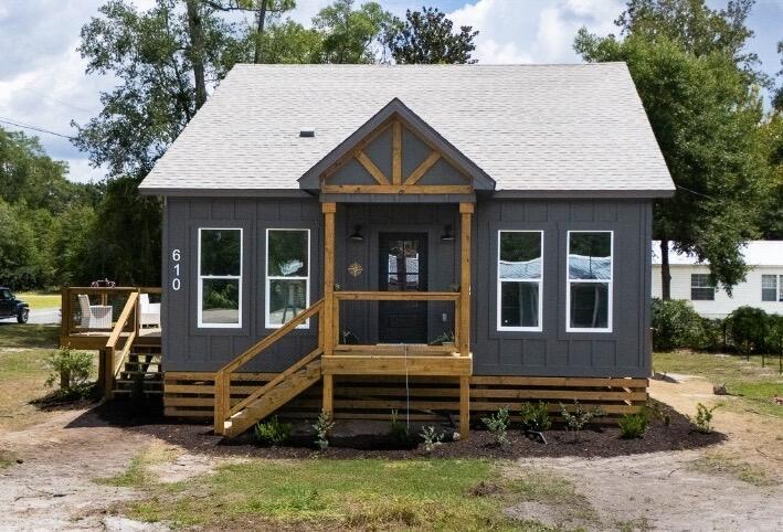 610 W 10th St Carrabelle Florida United States, for Sale, residential, Deb Robertson, The Naumann Group Real Estate, Inc.