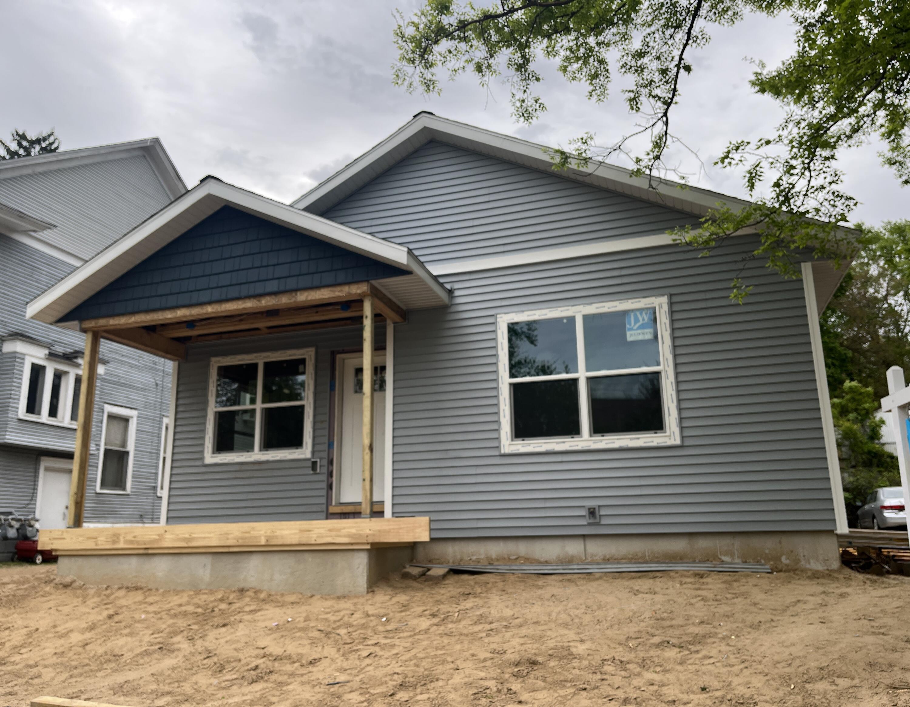 812 Kalamazoo Avenue Grand Rapids Michigan United States, for Sale, residential,  , RW Daniels Realty