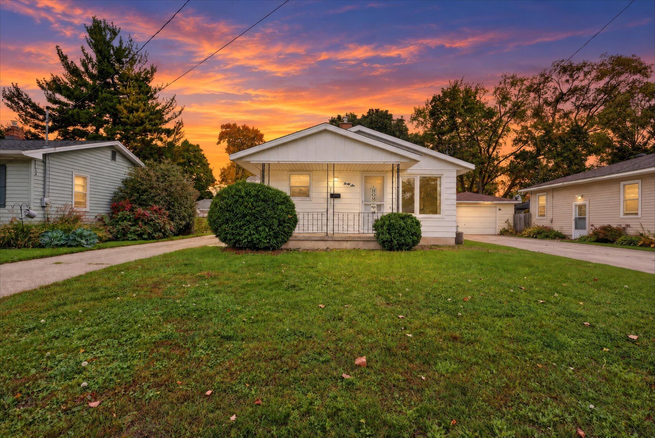 46 Maplelawn Street Wyoming Michigan United States, for Sale, residential,  , RW Daniels Realty