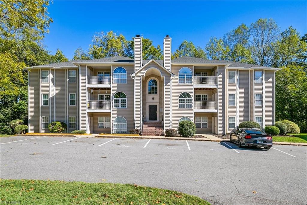 6704 W Friendly Avenue APT 4E Greensboro North Carolina United States, for Sale, residential,  , The Headley Group Realty