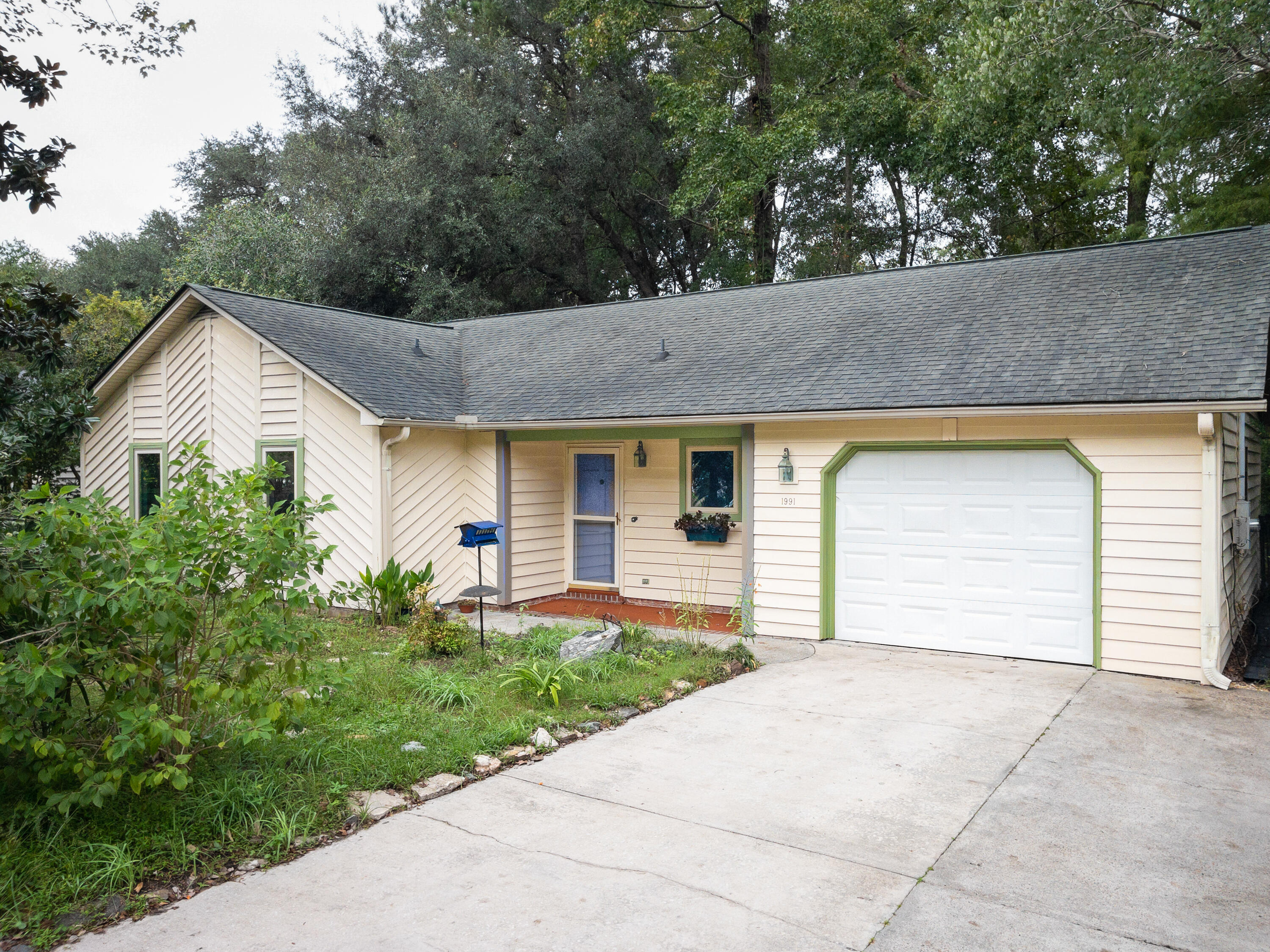 1991 Vestry Drive Charleston South Carolina United States, for Sale, residential,  , Adler Realty