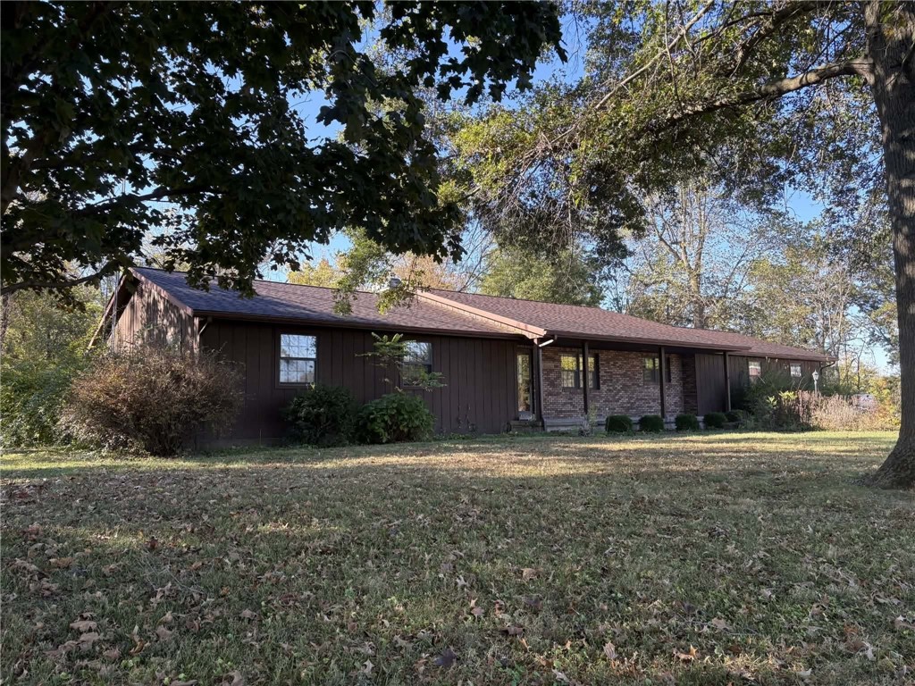 12740 E State Highway 33 Newton Illinois United States, for Sale, residential,  , Personal Service Realty
