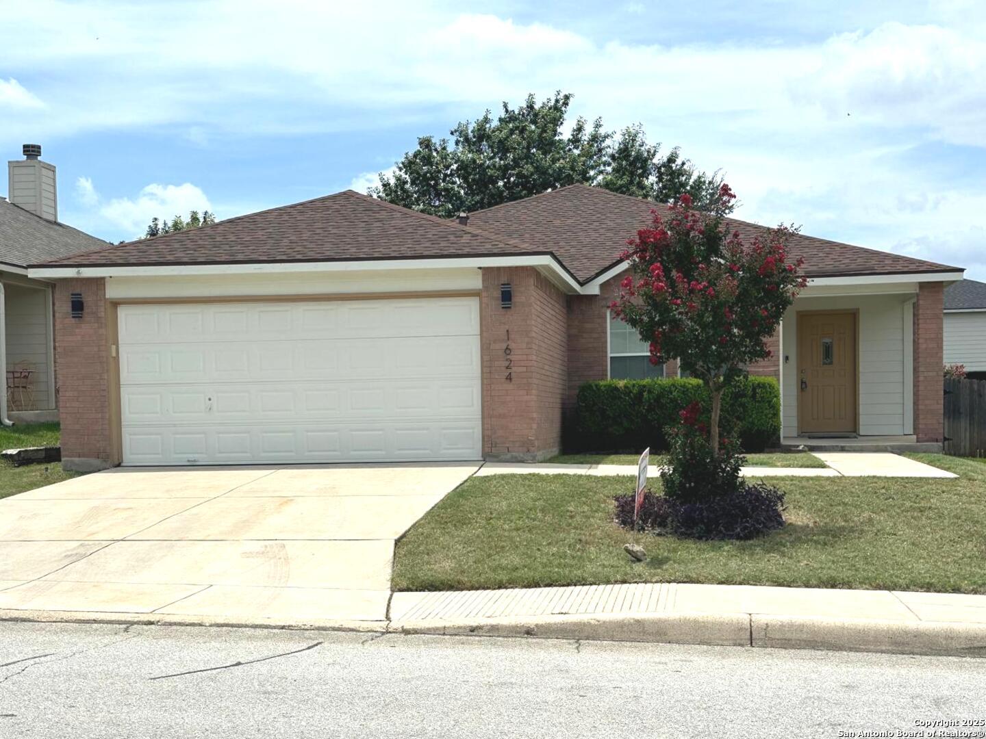 1624 Spice San Antonio Texas United States, for Rent, residential, Rita Vera, Central Metro Realty LLC