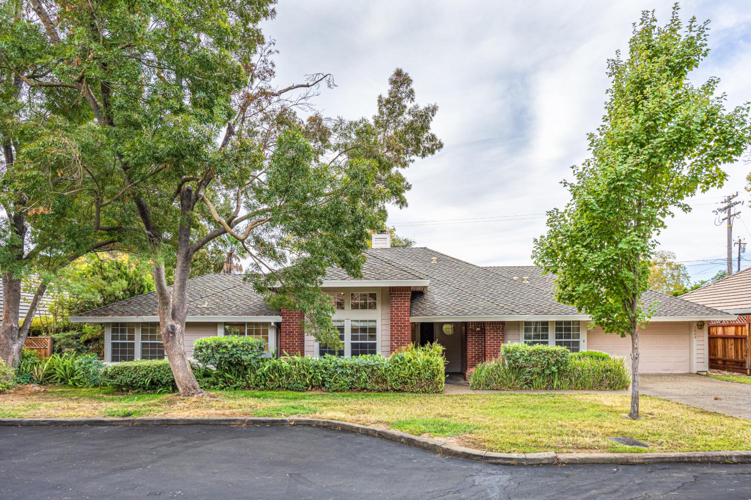 2804 Roxburgh Lane Sacramento California United States, for Sale, residential,  , SacHomes Realty Group