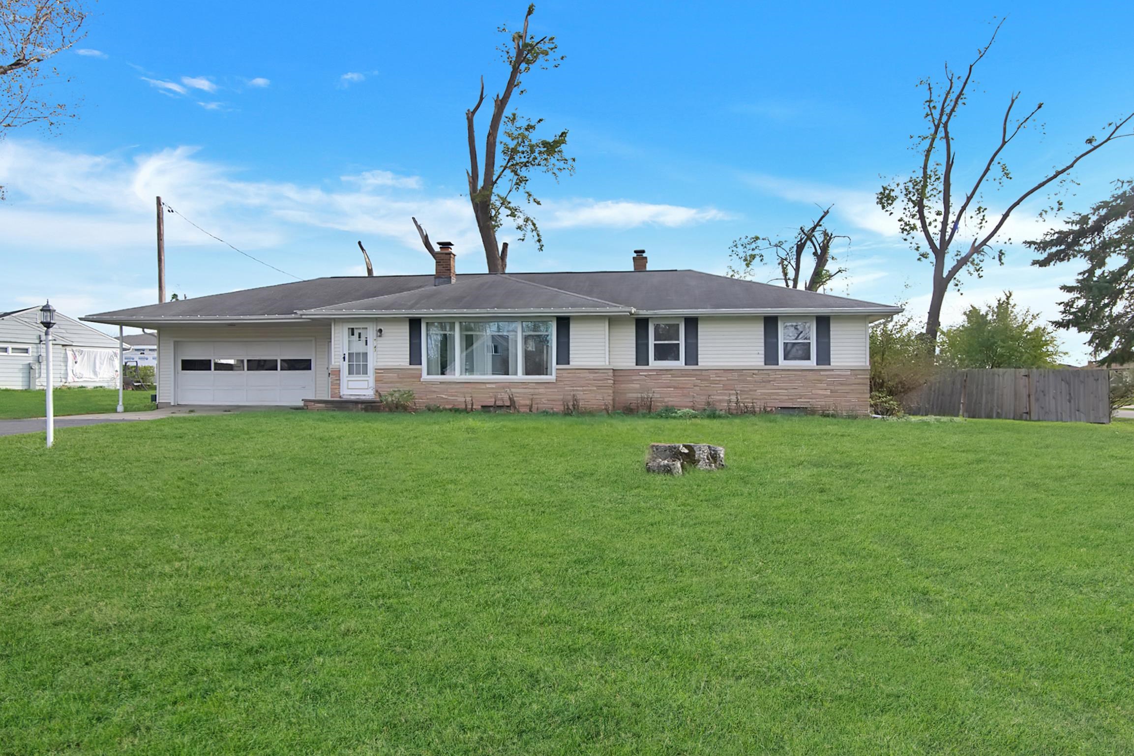 1843 PALISADES Drive Appleton Wisconsin United States, for Sale, residential,  , Fireside Realty LLC