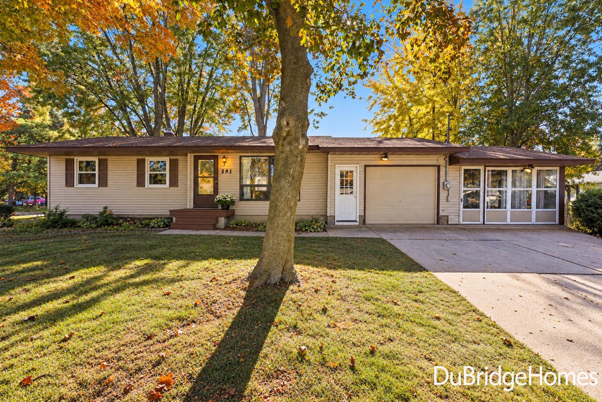 591 Fairway Drive Grand Rapids Michigan United States, for Sale, residential,  , RW Daniels Realty