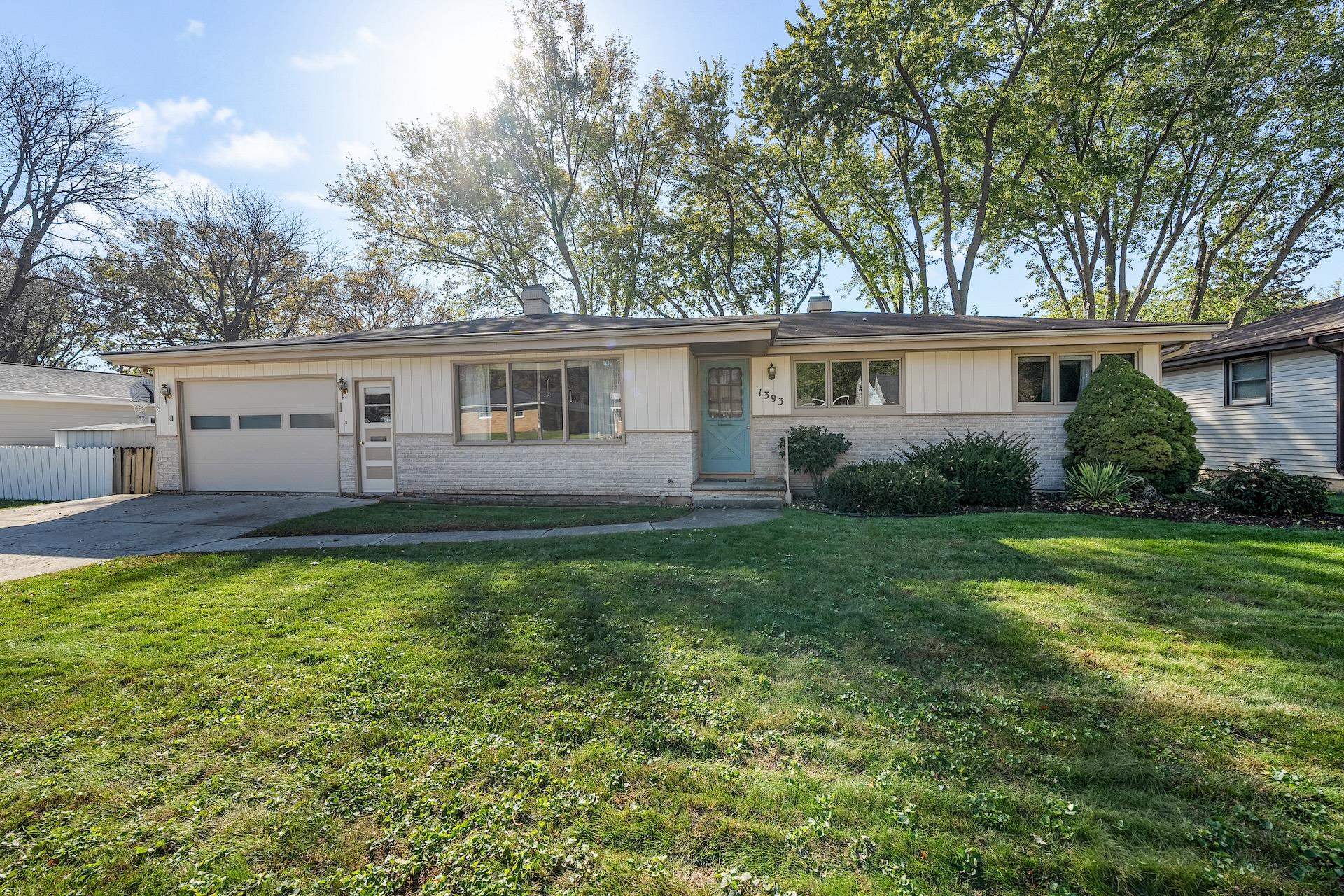 1393 RUSSELL Street Green Bay Wisconsin United States, for Sale, residential,  , Fireside Realty LLC
